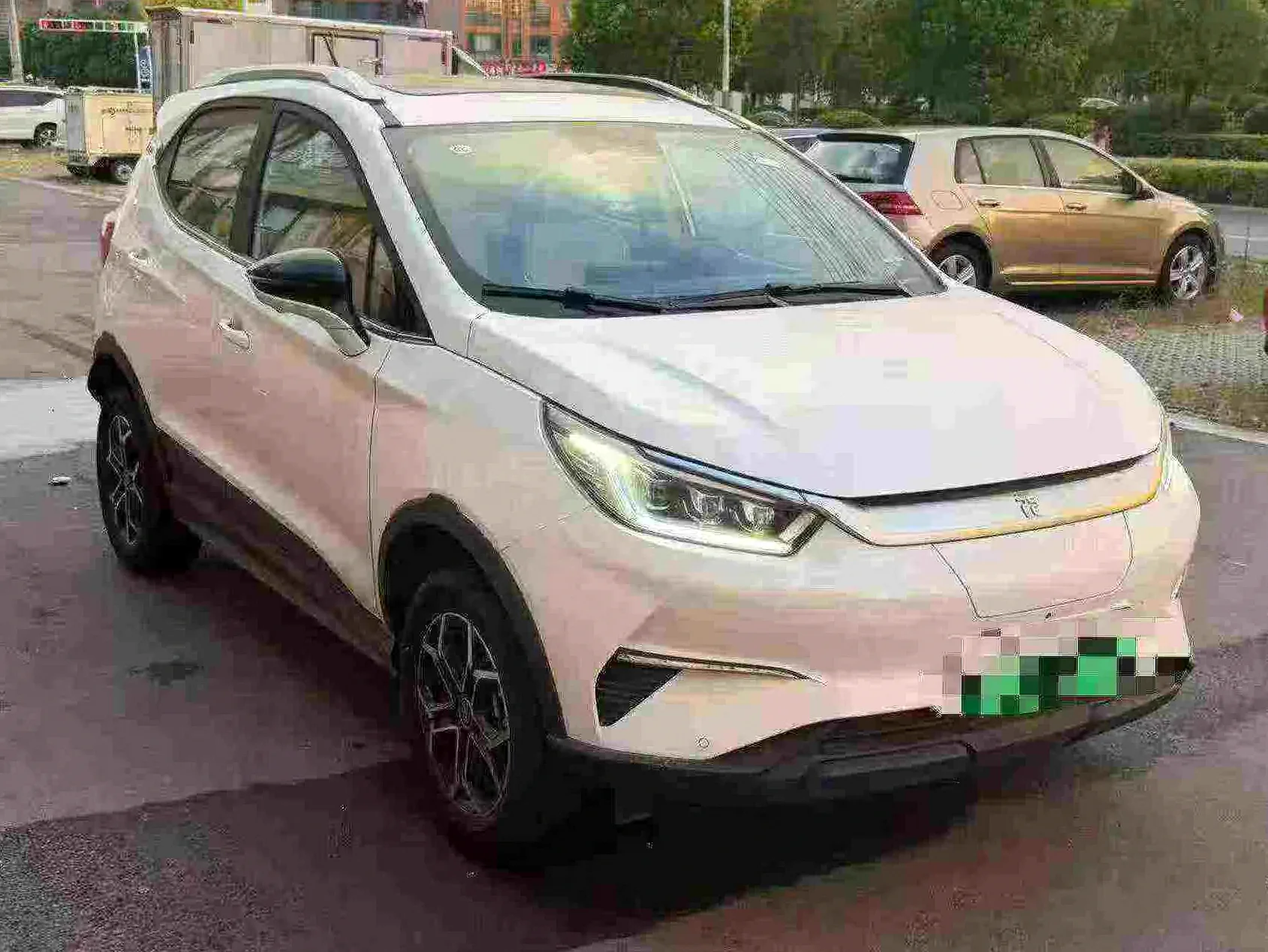 比亚迪元 正面外观三