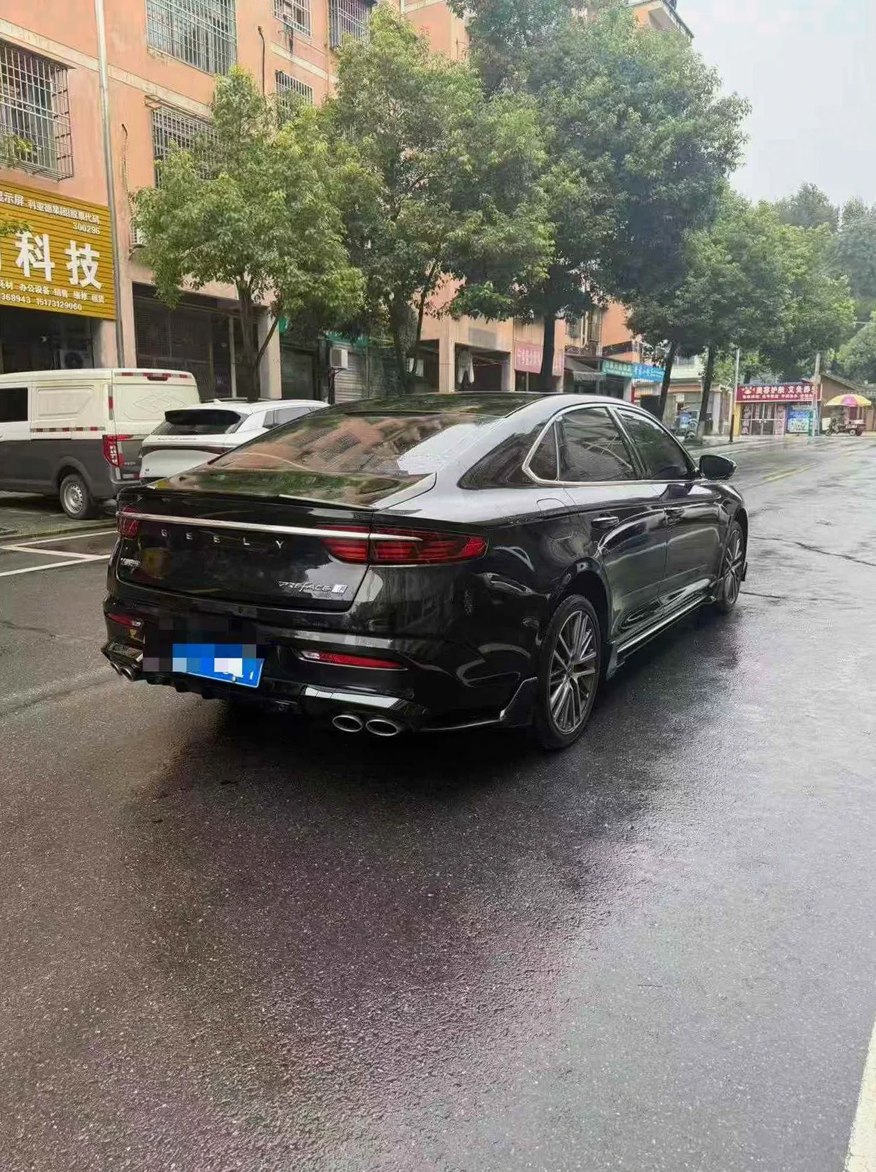 吉利星瑞 驾驶室