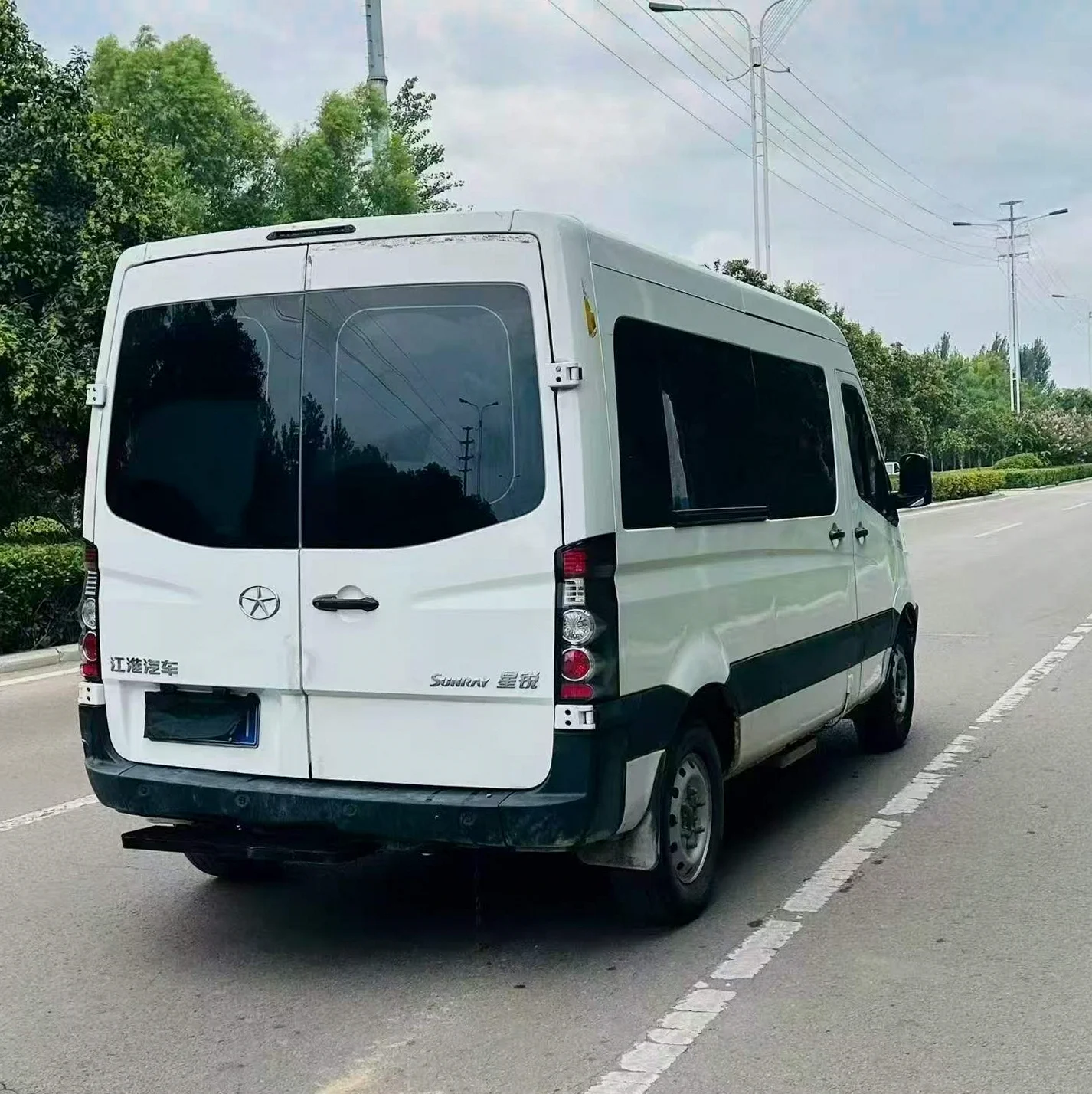 货车江淮星锐 后面外观一