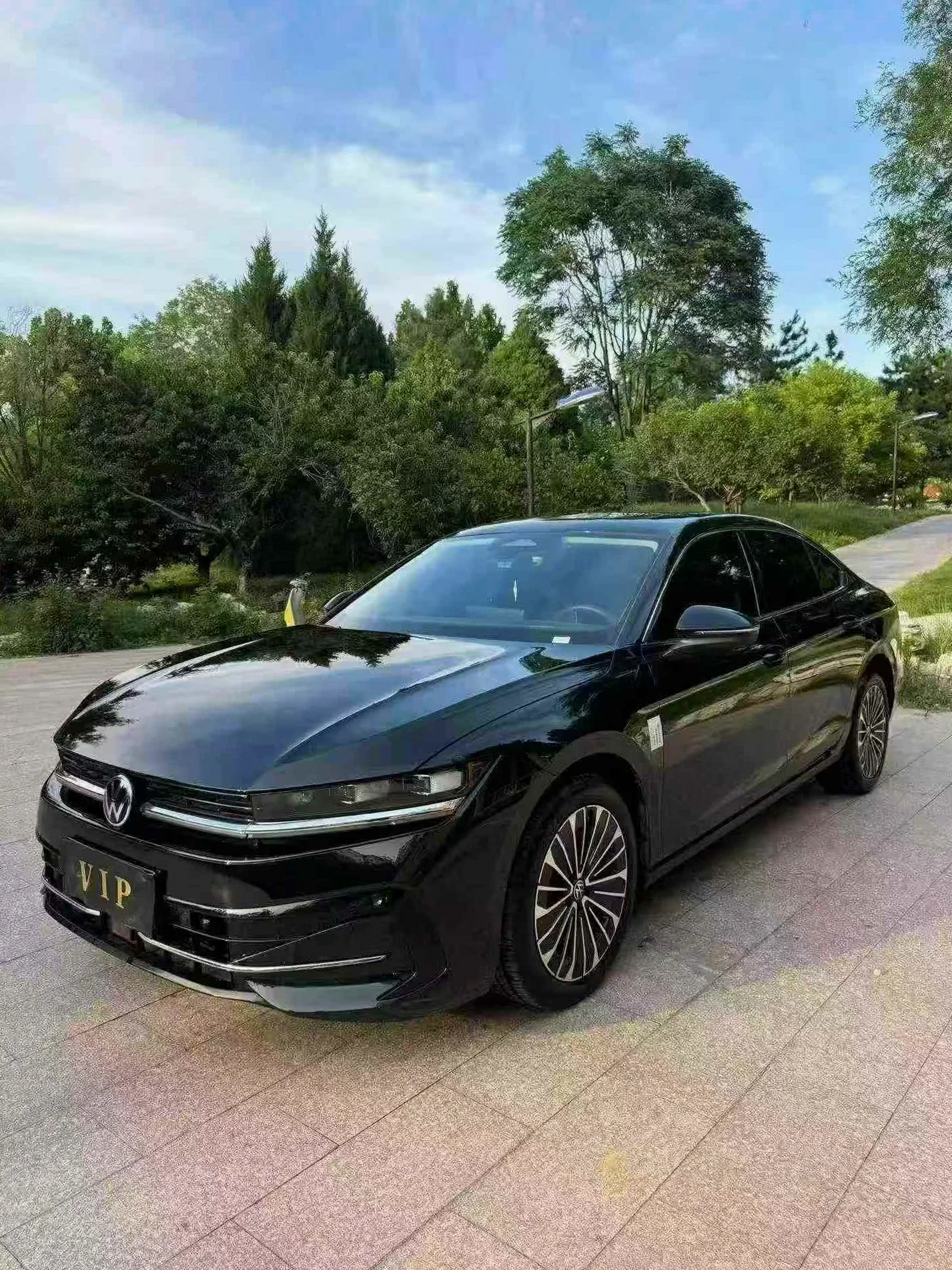 大众迈腾 正面外观二