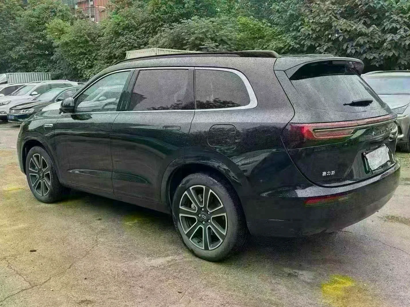 华为智选问界 驾驶室