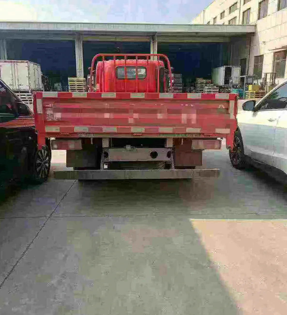 货车货车解放 正面外观三