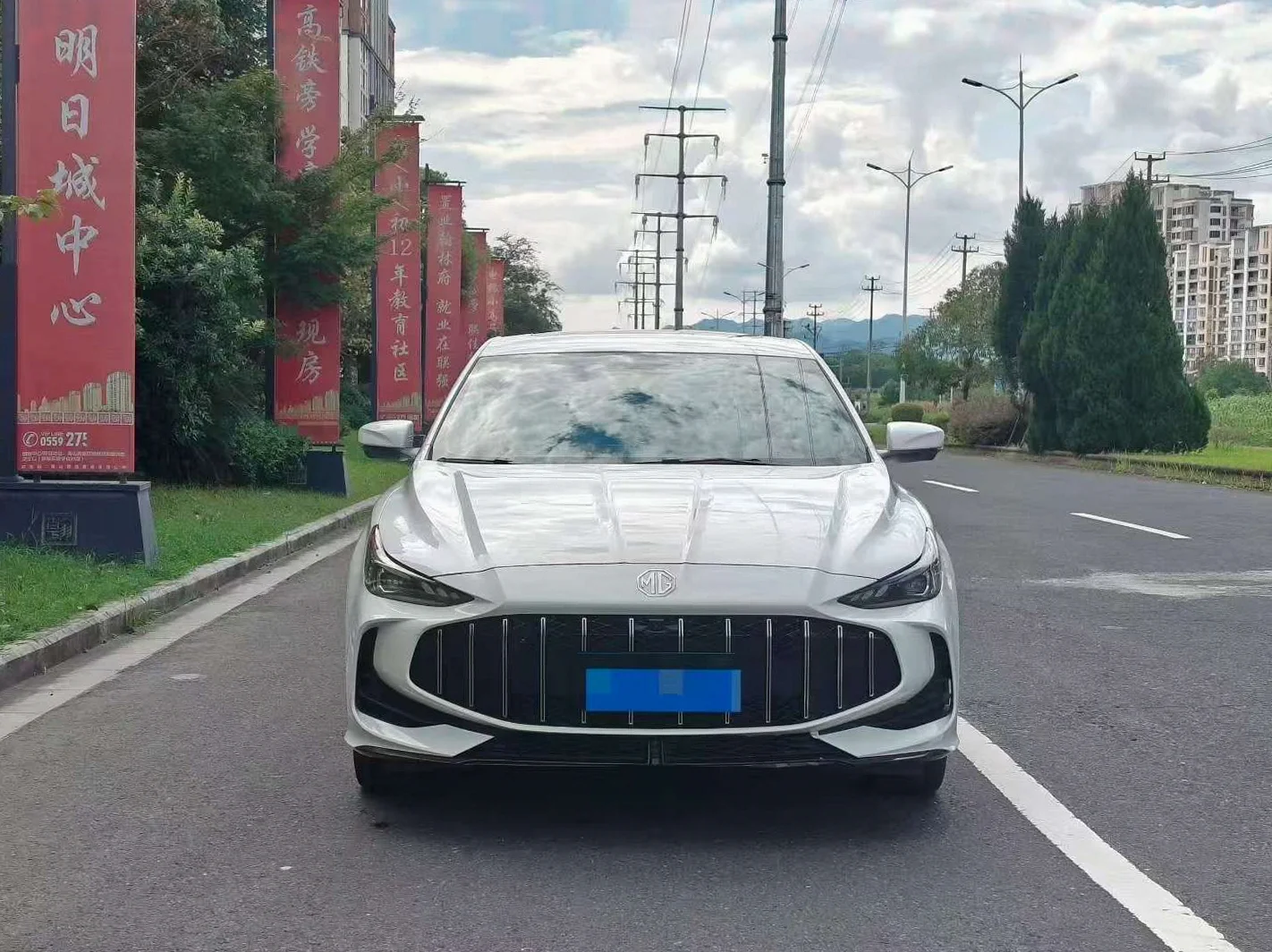 2025款 名爵 5