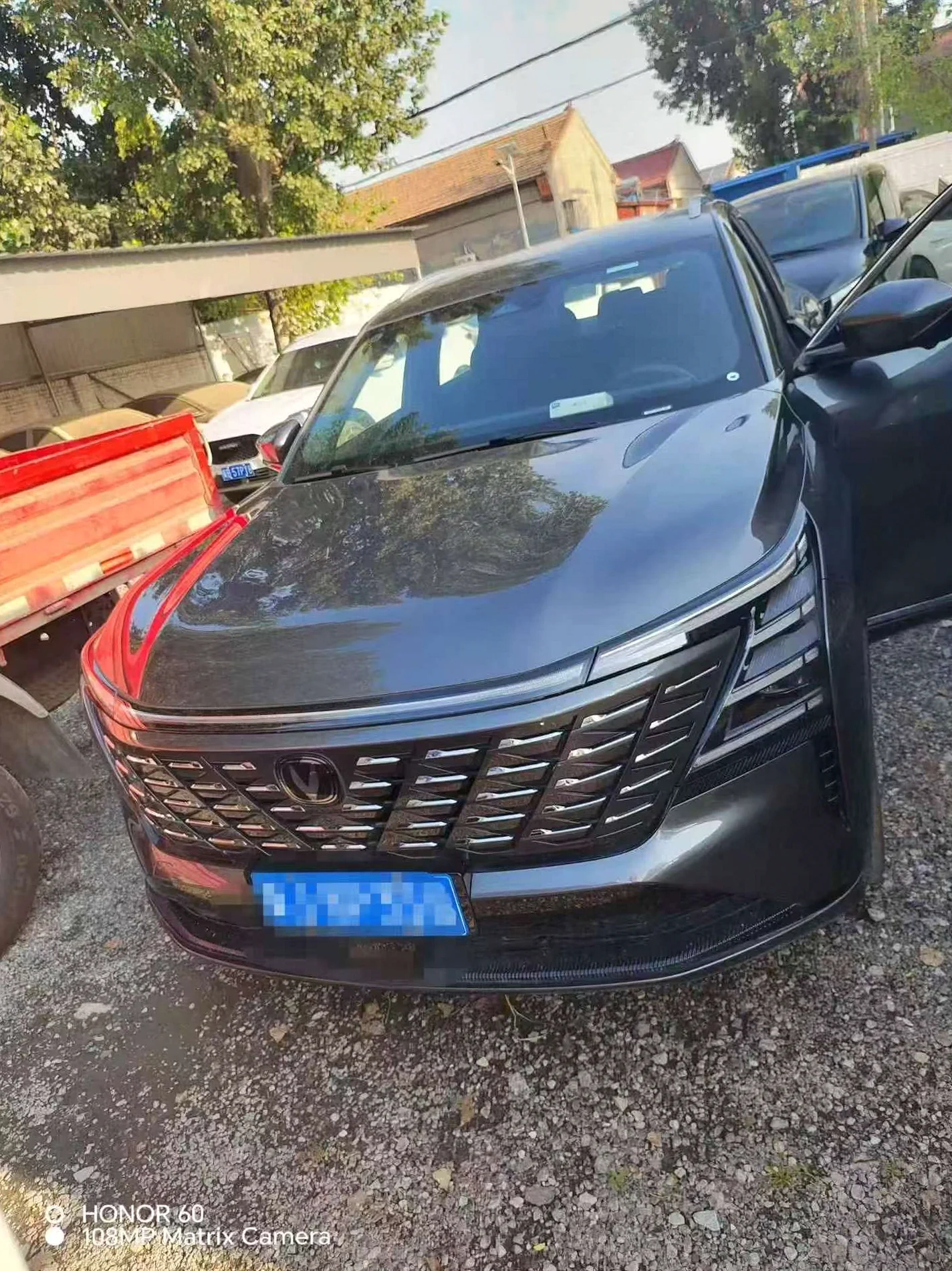 长安汽车CS75 正面外观二