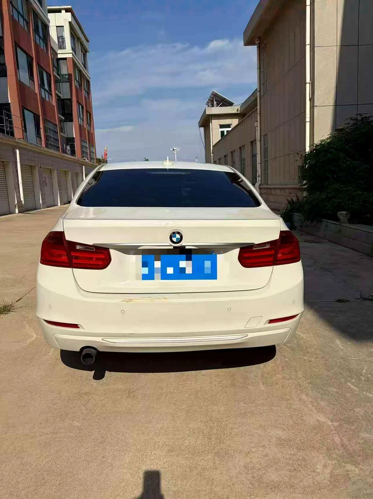 宝马3系 后面外观三