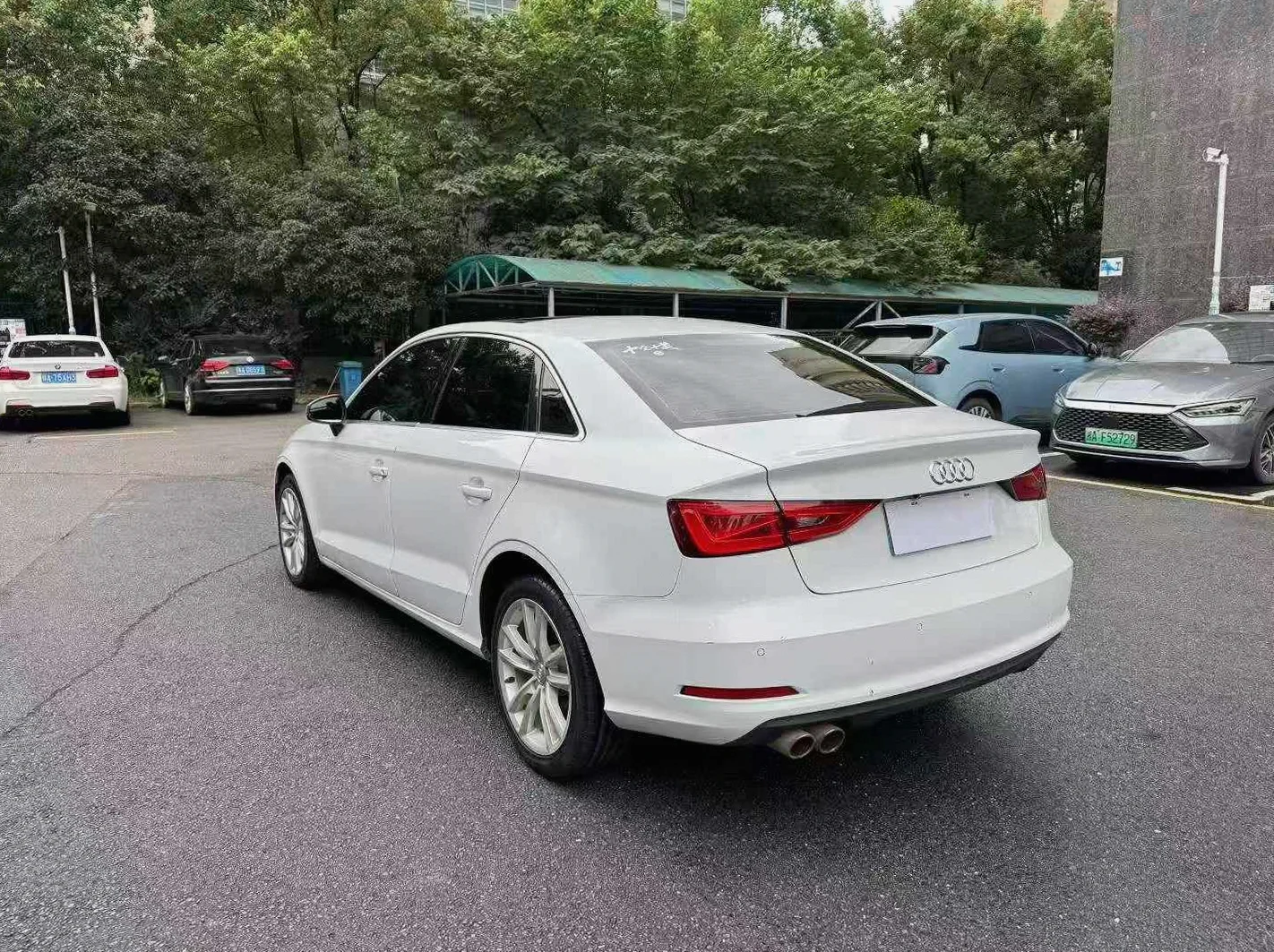 奥迪A3 后面外观三