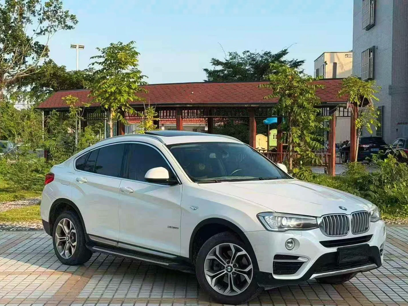 16年宝马X4 2.0T四驱