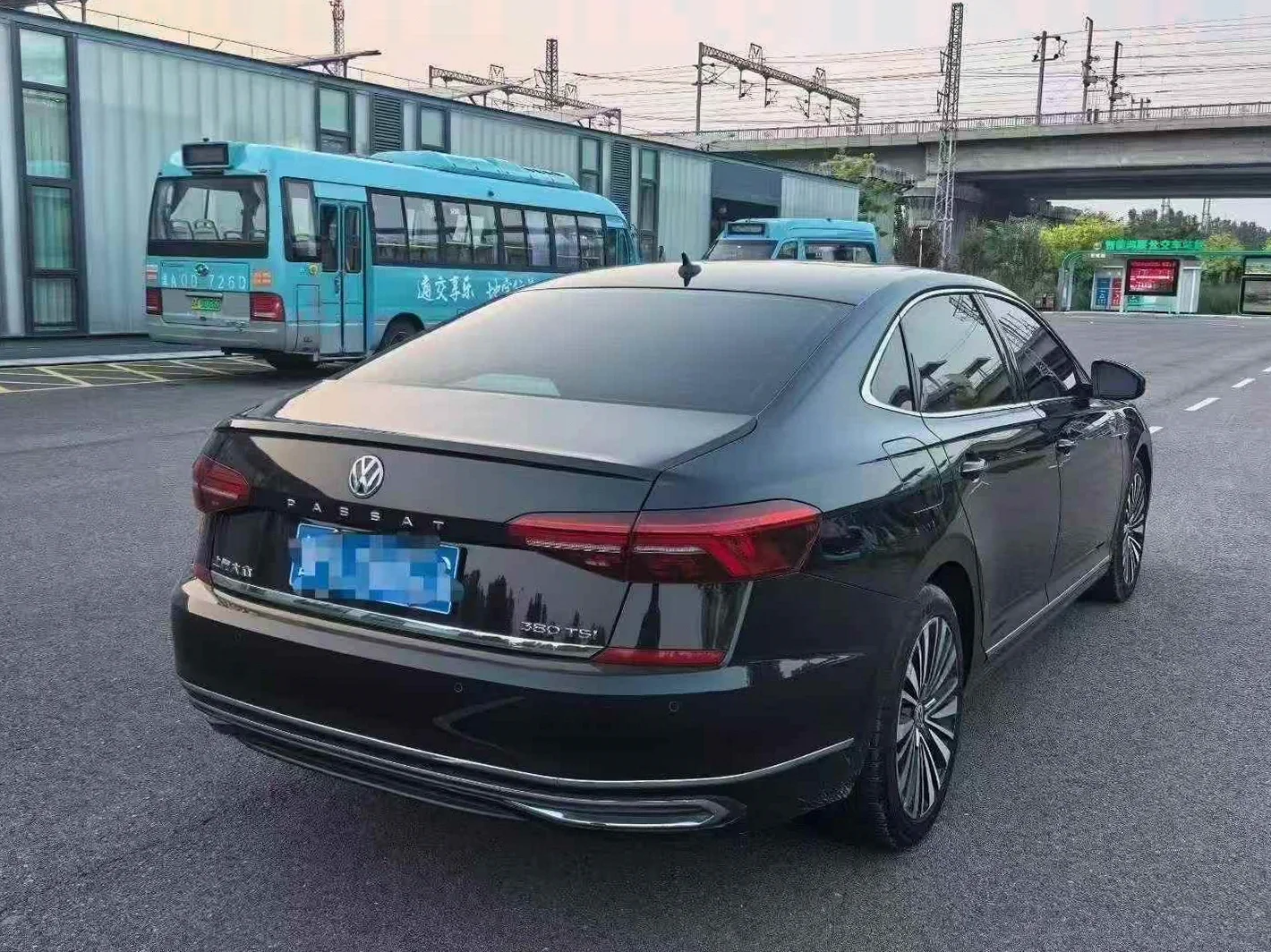 大众帕萨特 后面外观三