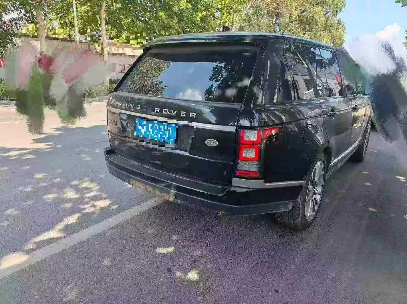 路虎揽胜行政 后面外观三