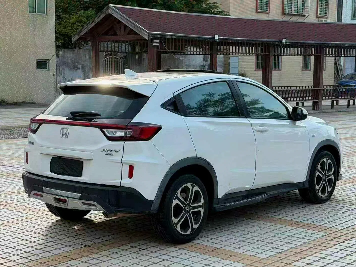 本田XRV 驾驶室