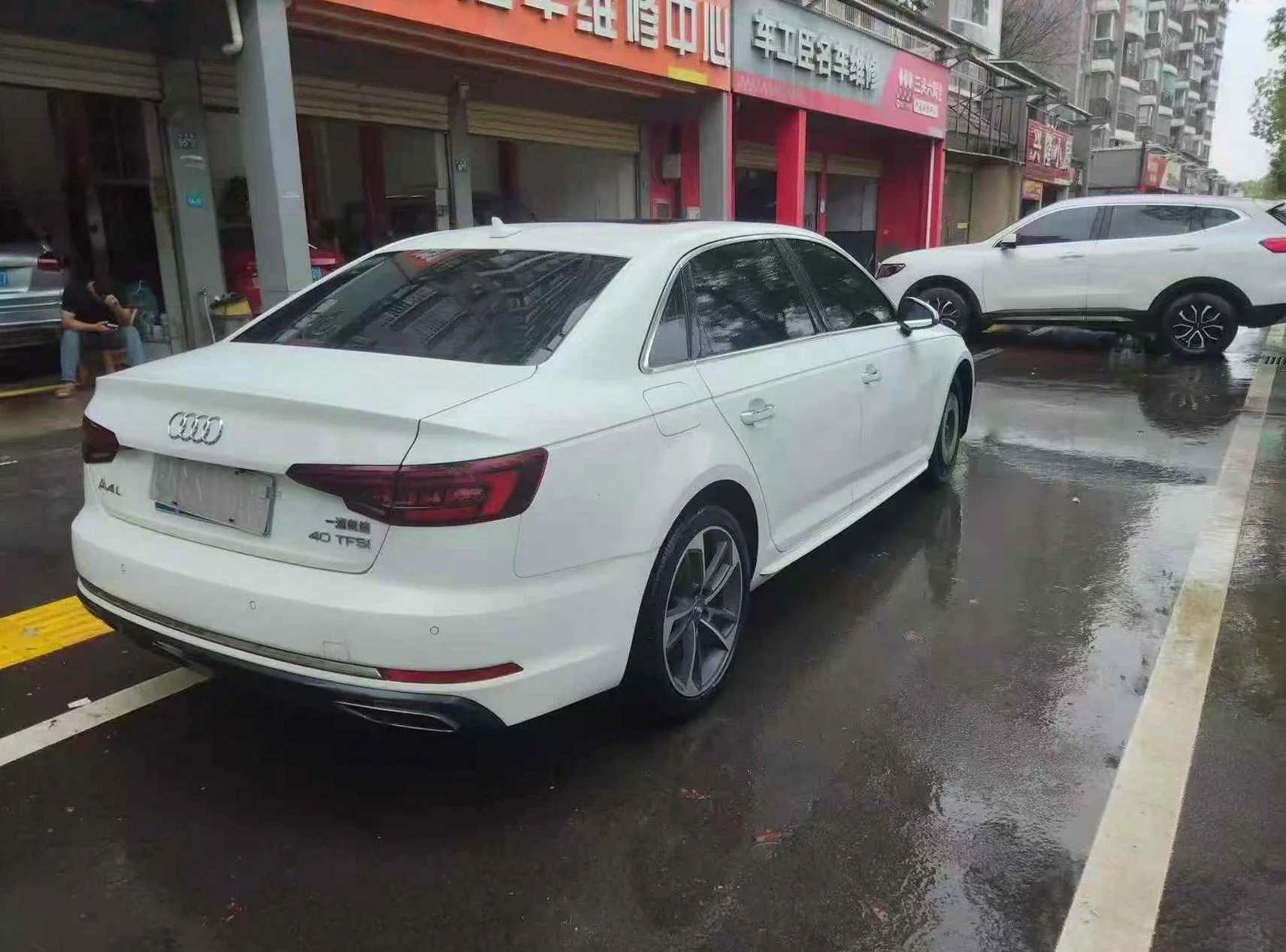 奥迪A4L 后面外观三
