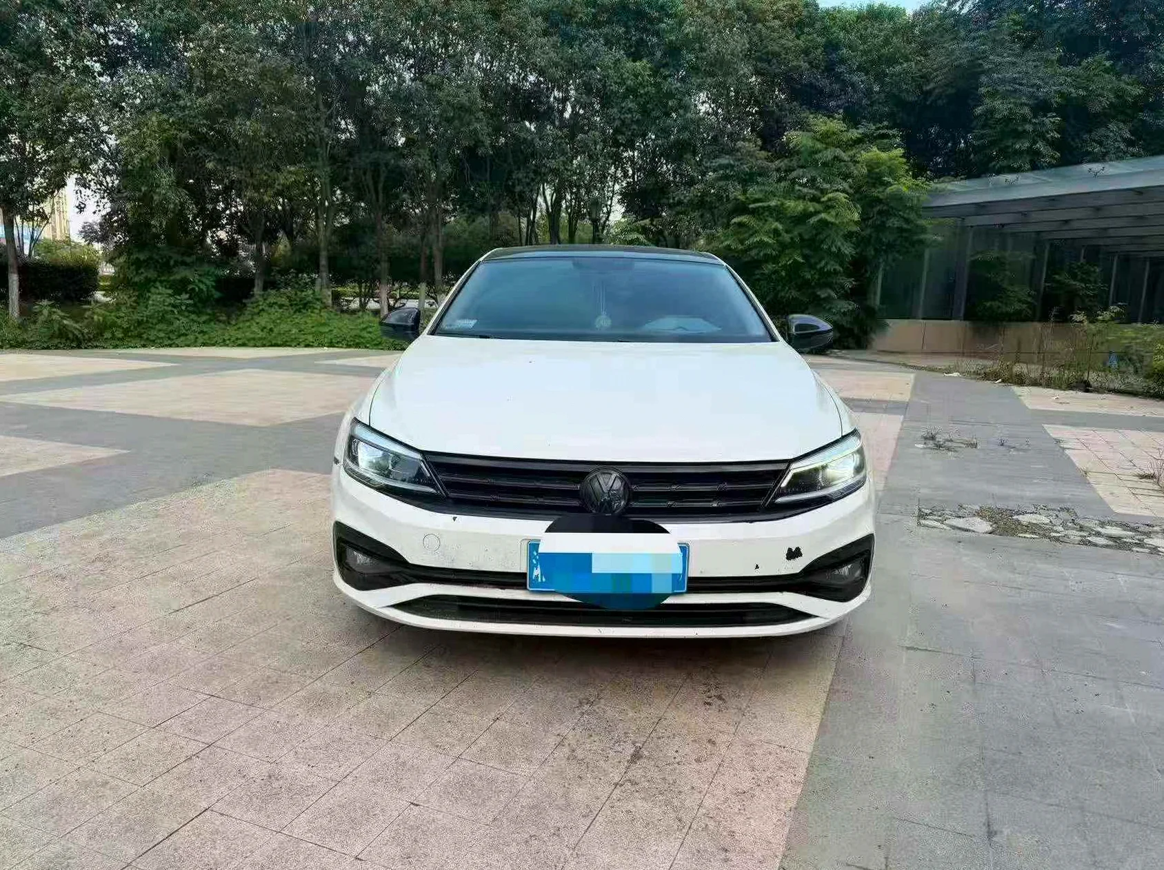 大众凌渡 正面外观二