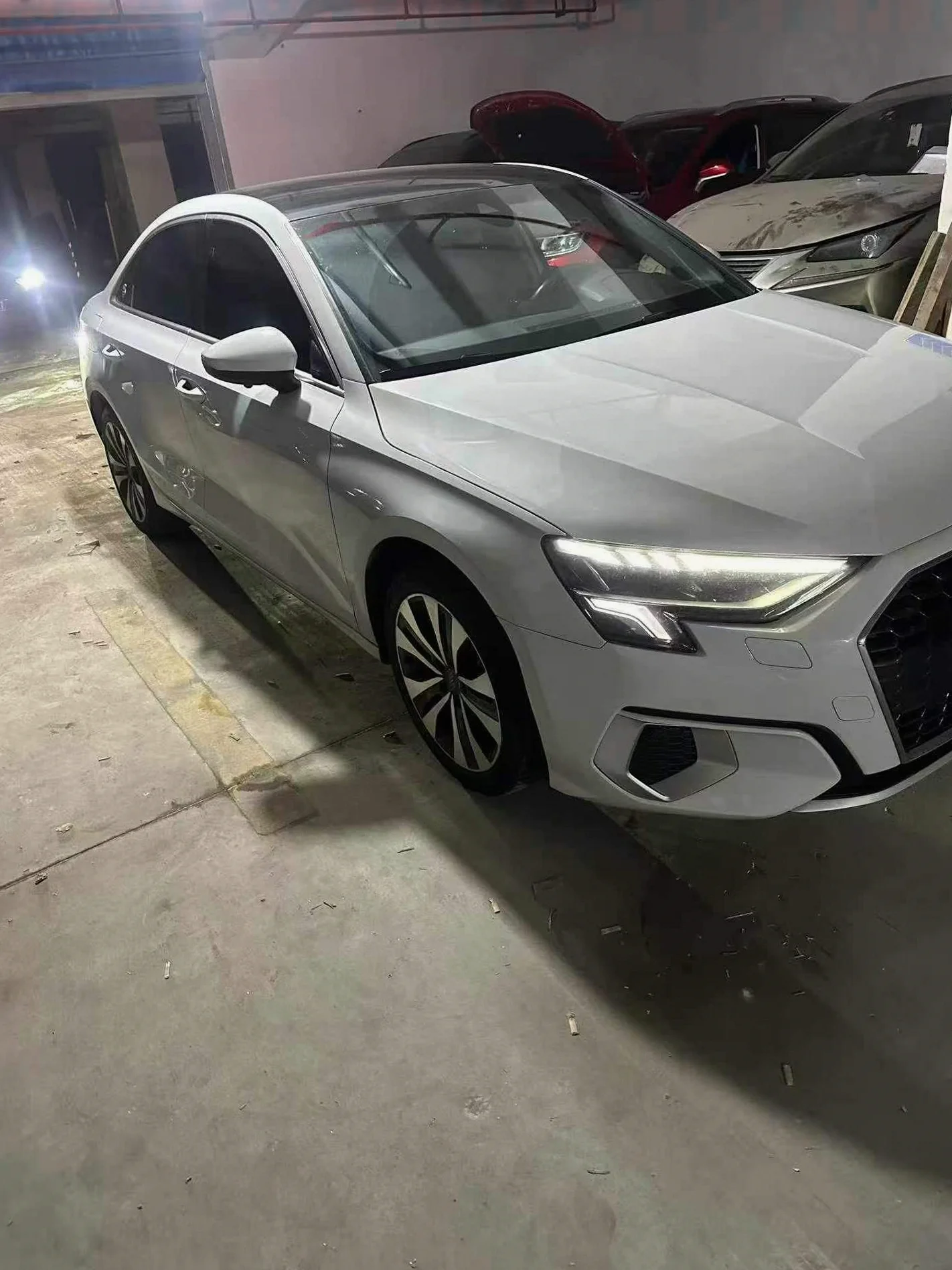 奥迪A3 后面外观一