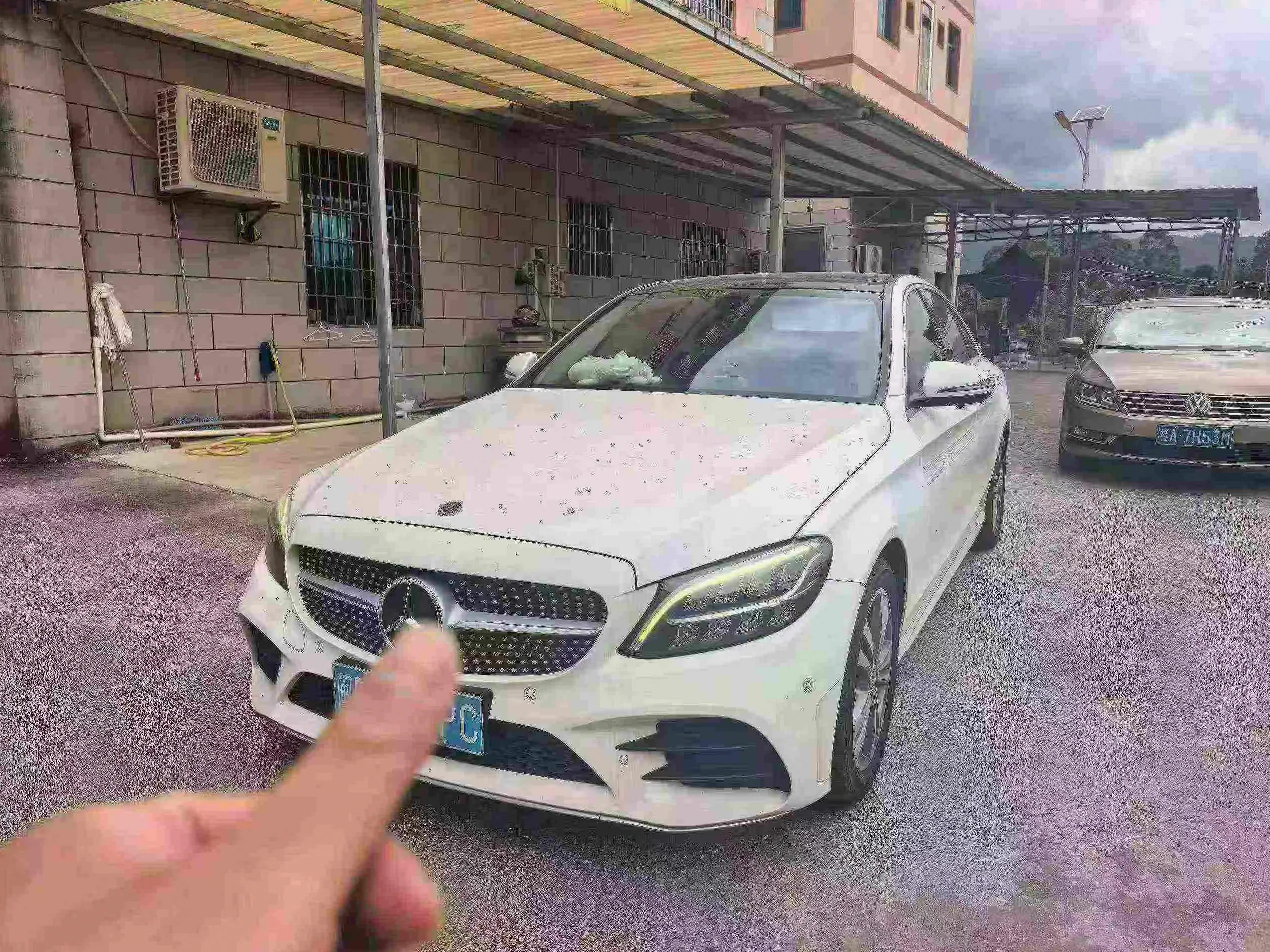奔驰C 正面外观二