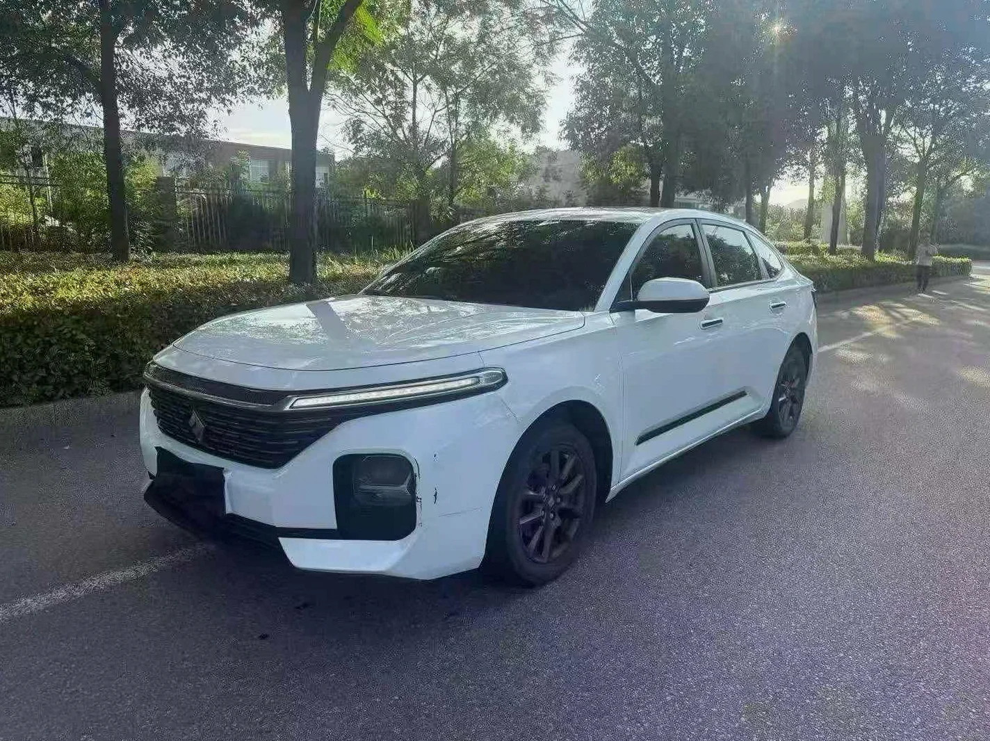 宝骏RC5 正面外观二