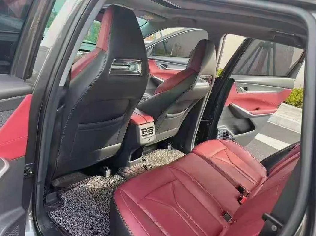 长安汽车CS75 后面外观二