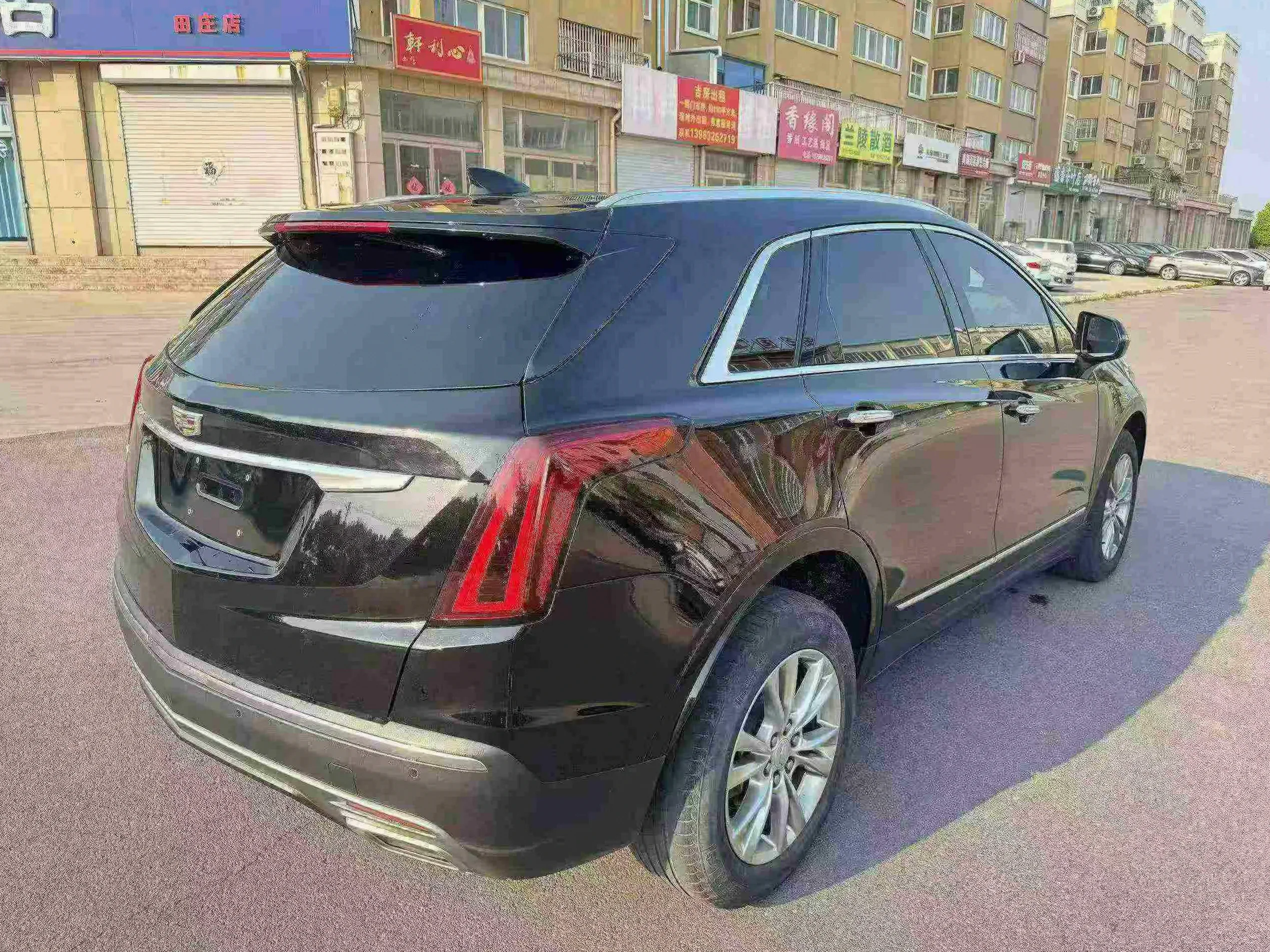 凯迪拉克XT5 驾驶室