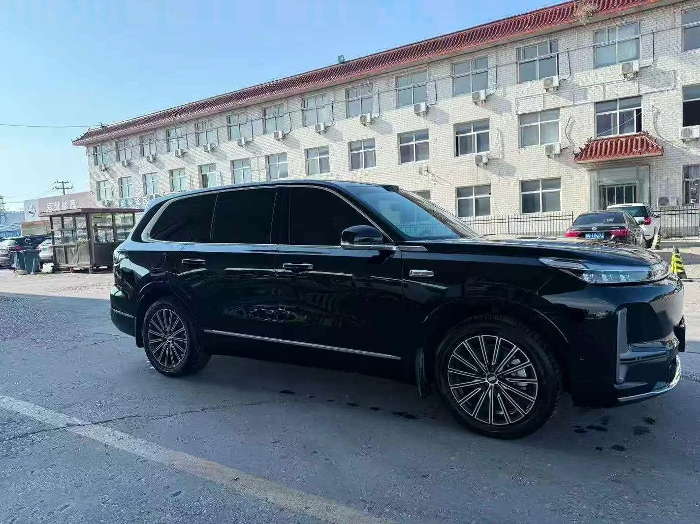 吉利银河 正面外观三