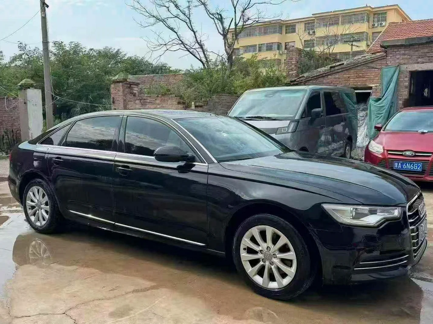 奥迪A6L 正面外观三