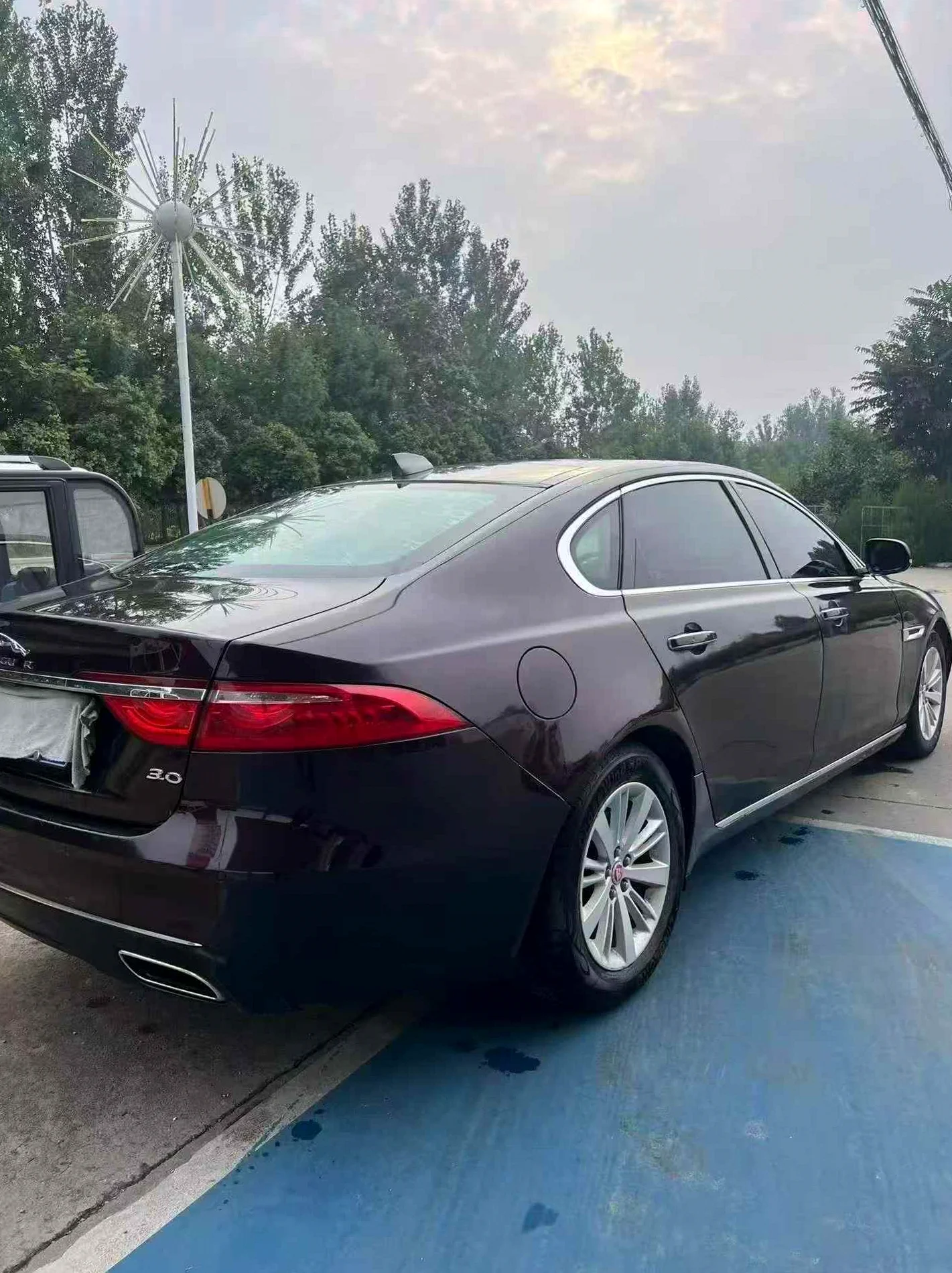 捷豹XFL 驾驶室