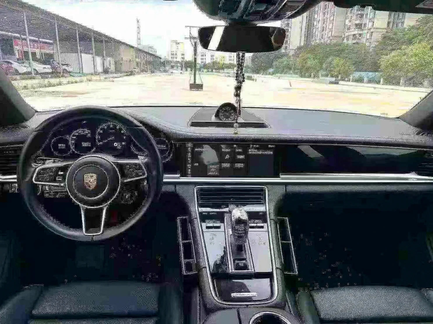 保时捷帕拉梅拉 内饰后排