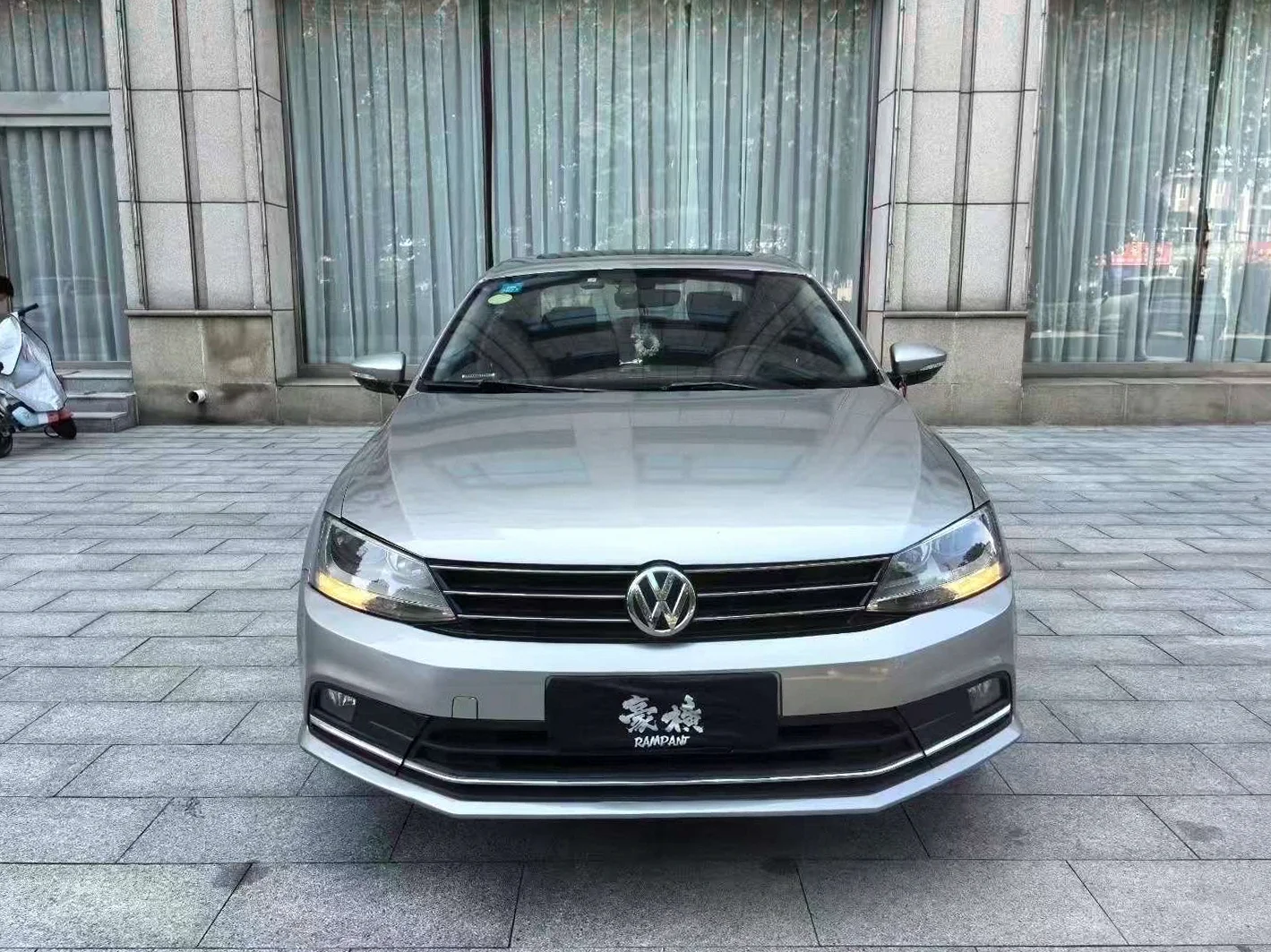 大众速腾 正面外观二