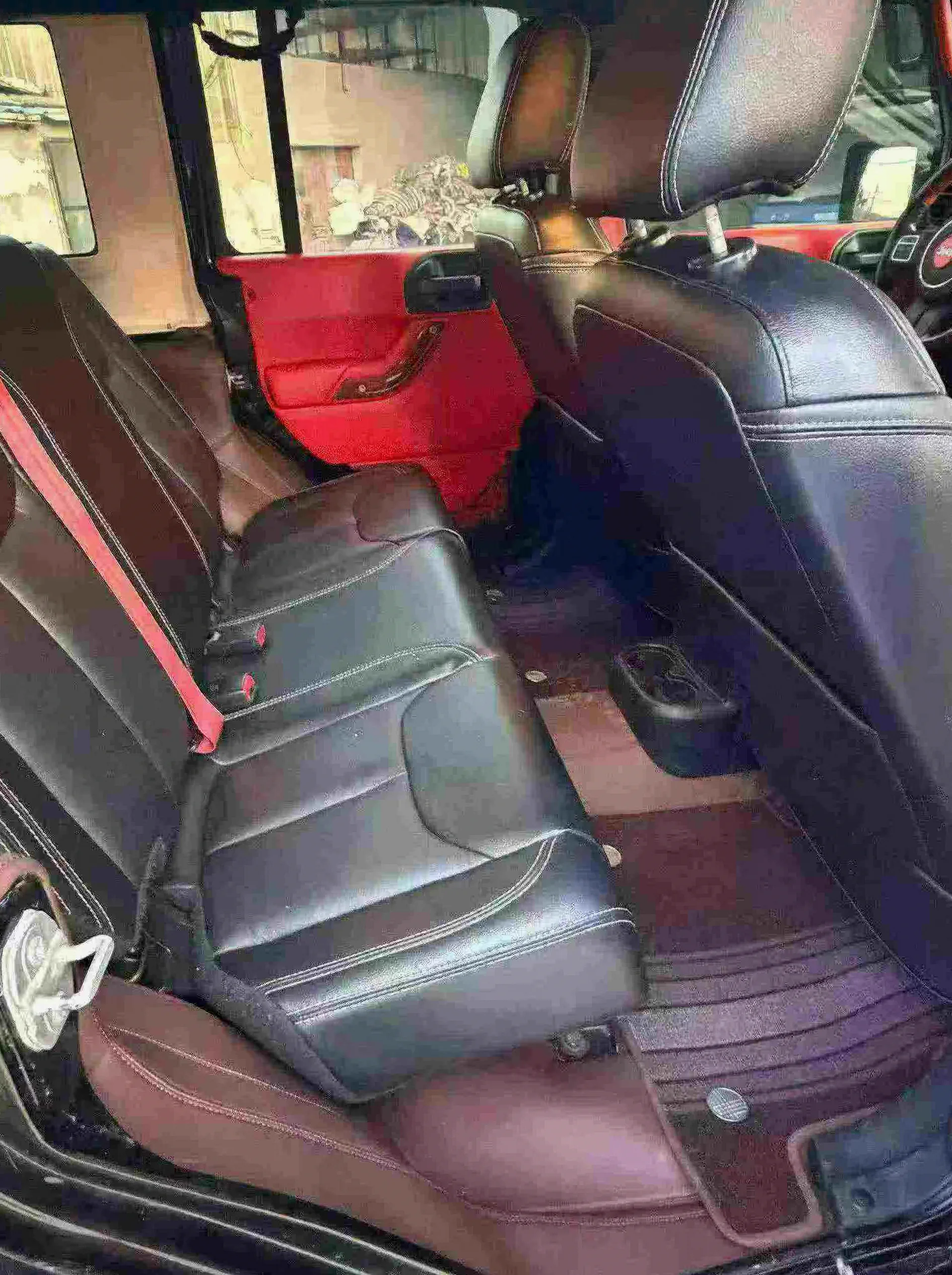 Jeep牧马人 后面外观二