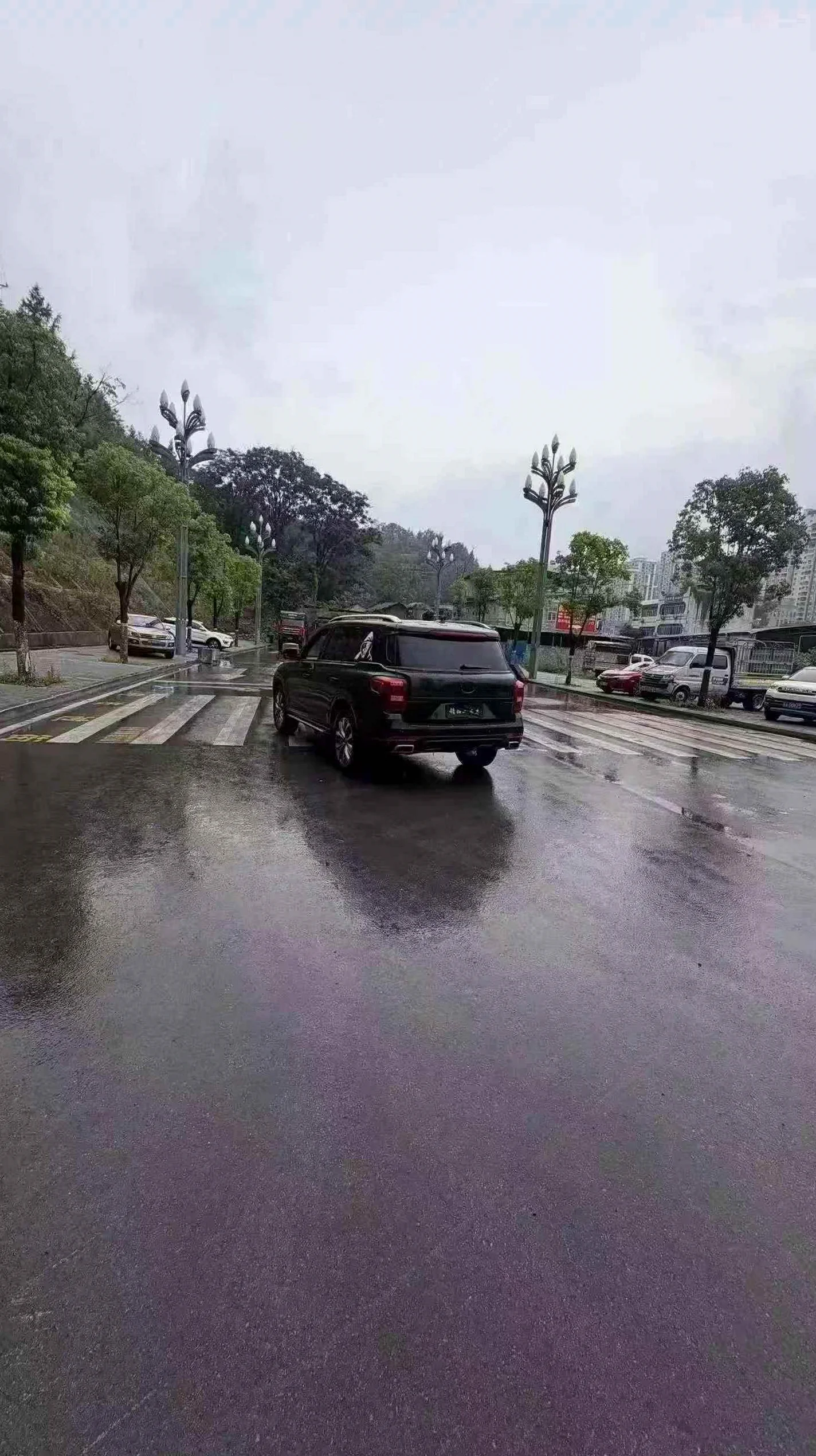传祺GS8 后面外观二