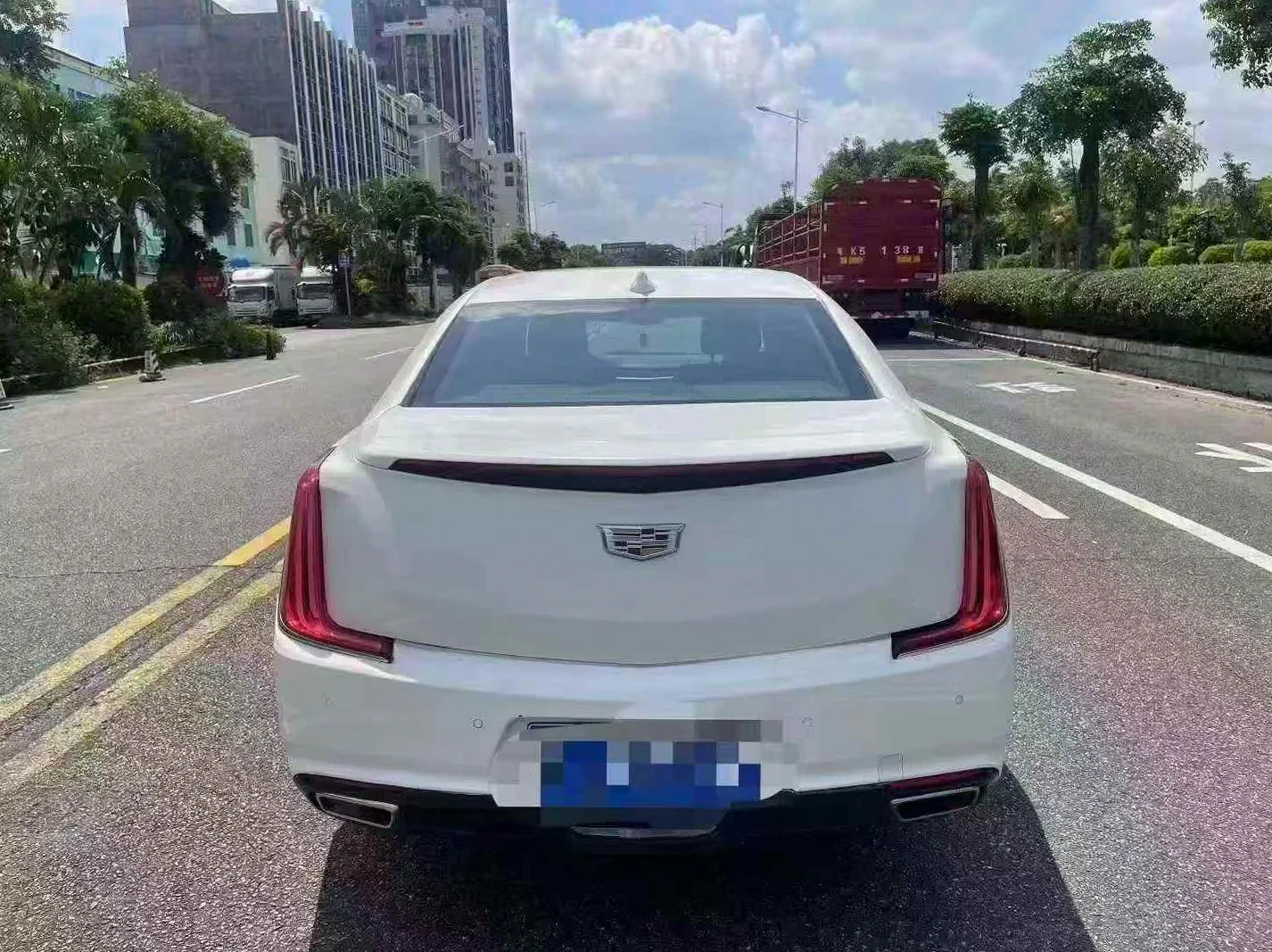 凯迪拉克XTS 内饰后排