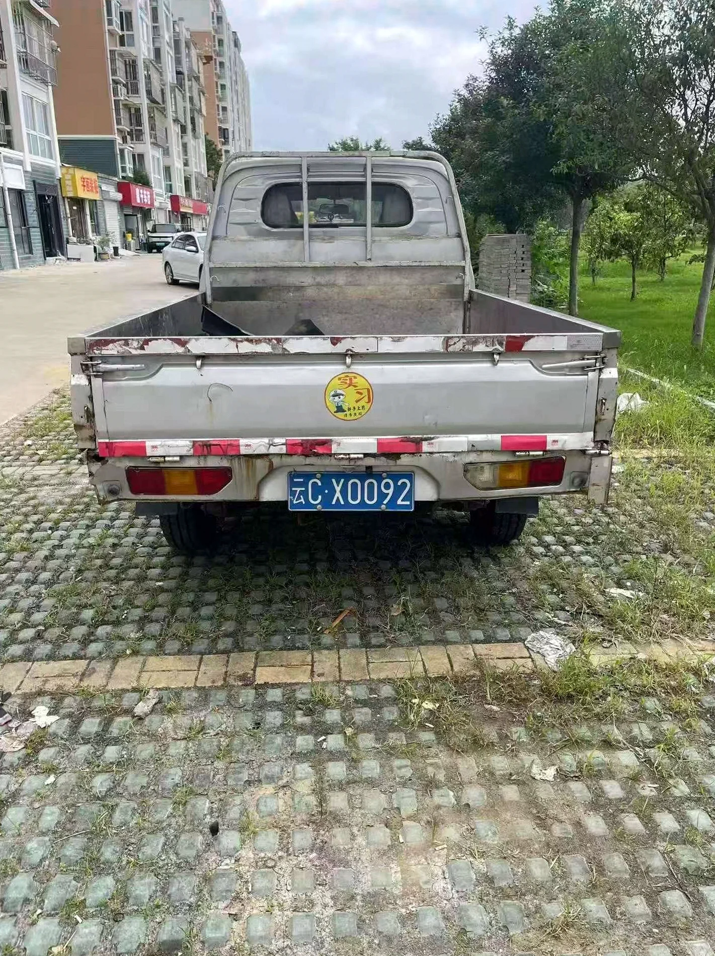 五菱汽车新卡 后面外观二
