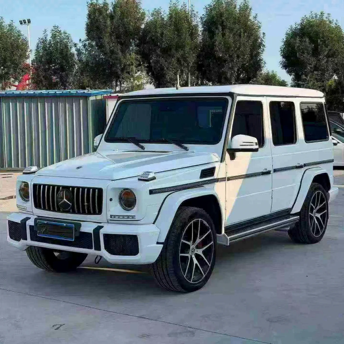 奔驰AMG 正面外观三