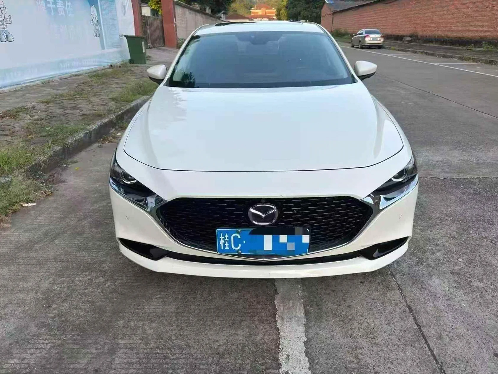 马自达昂克赛拉 正面外观二