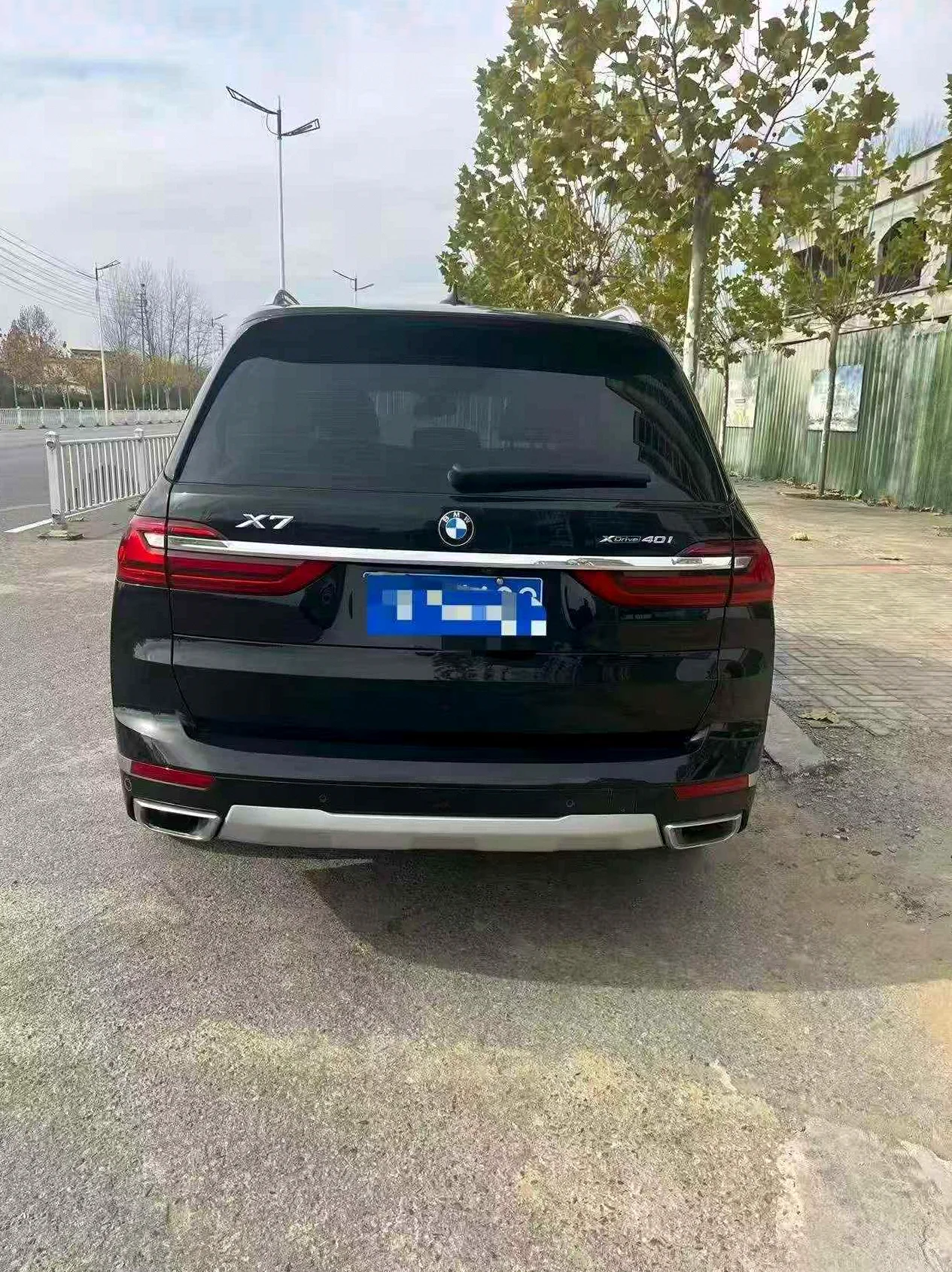 宝马X7 驾驶室