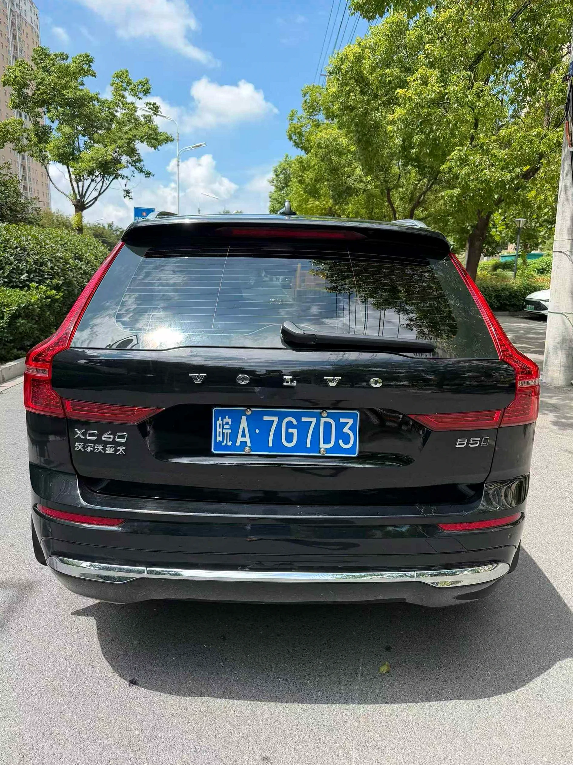 沃尔沃XC60 后面外观一