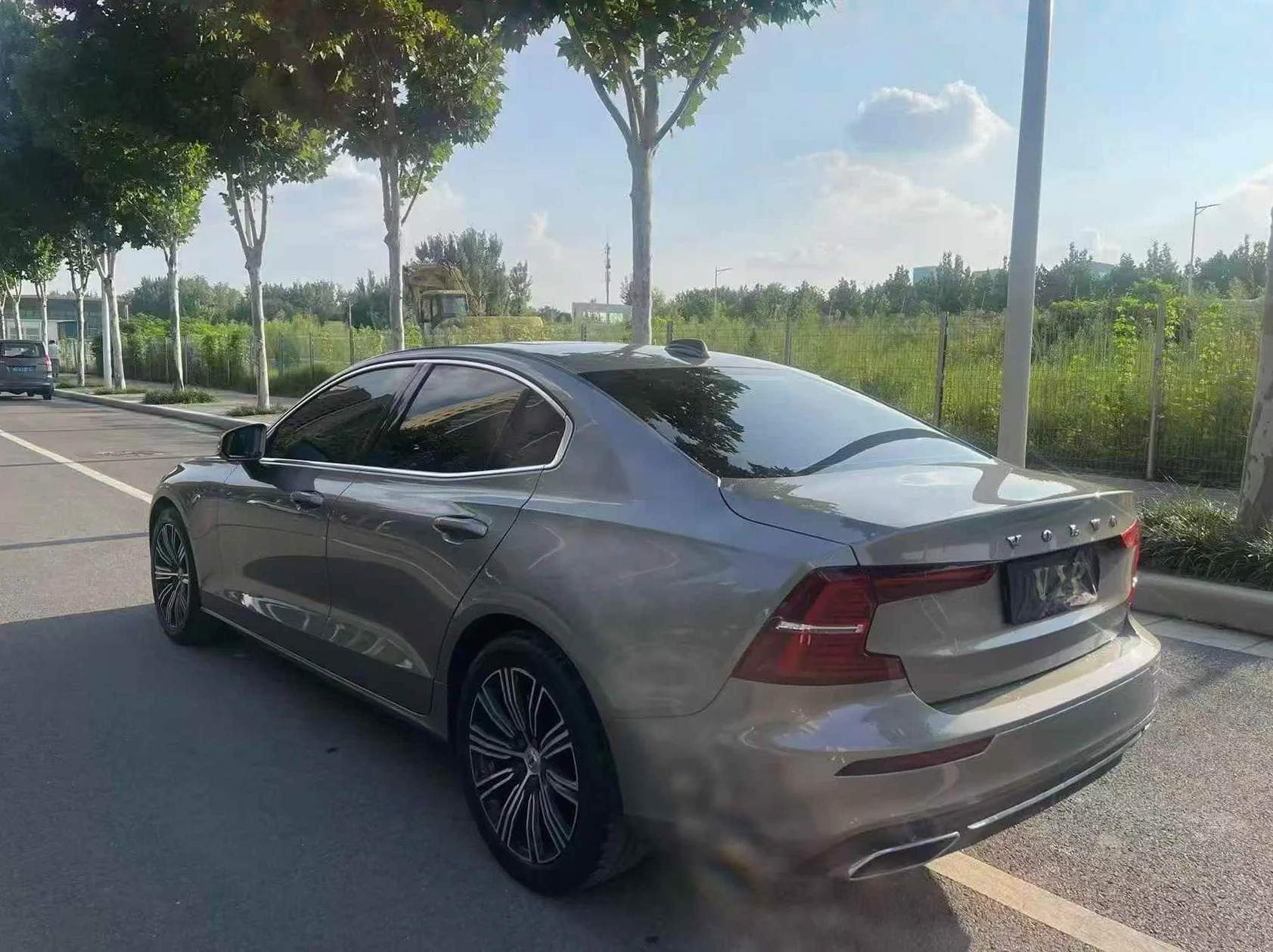 沃尔沃S60 后面外观一