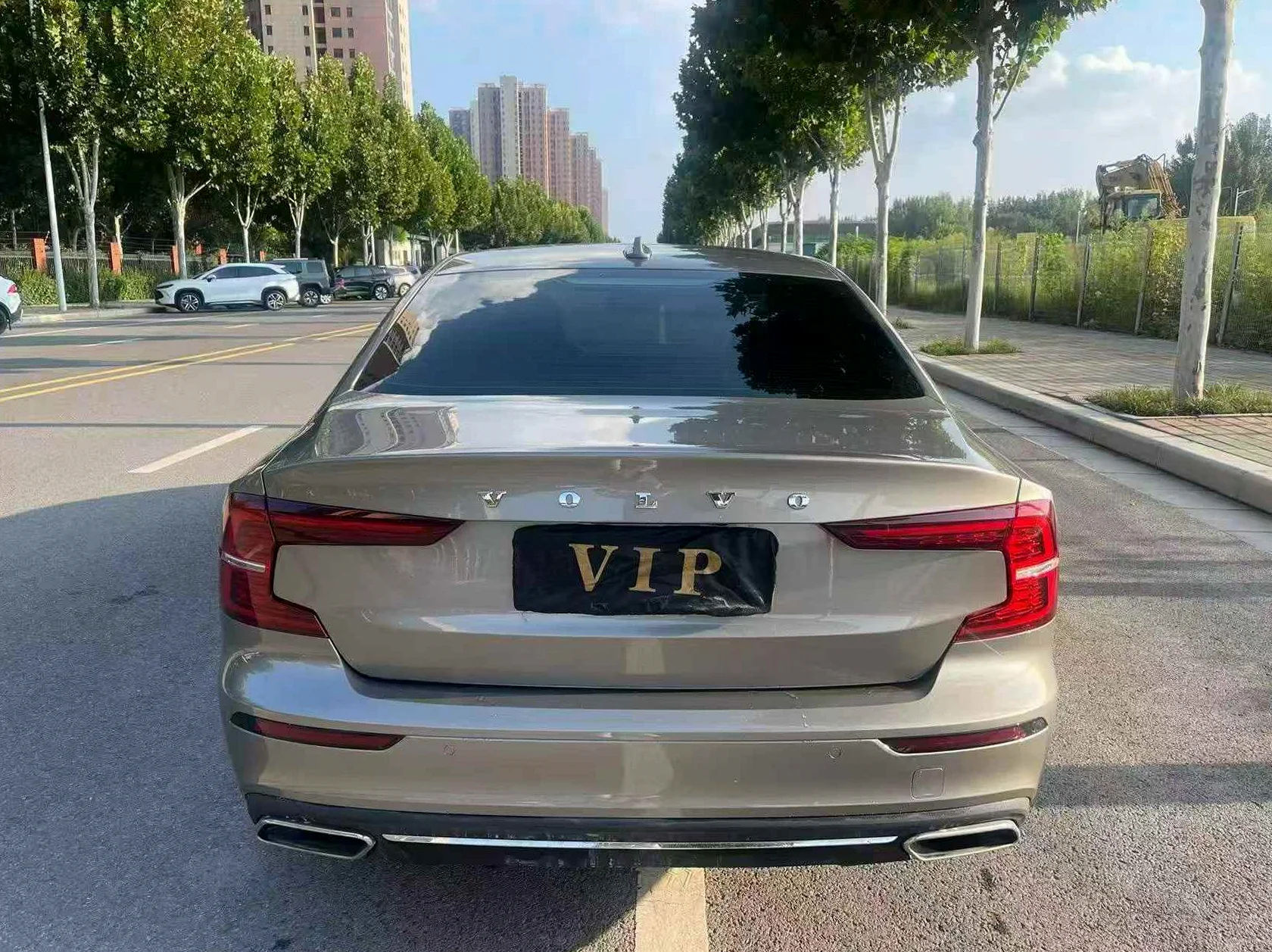 沃尔沃S60 后面外观二
