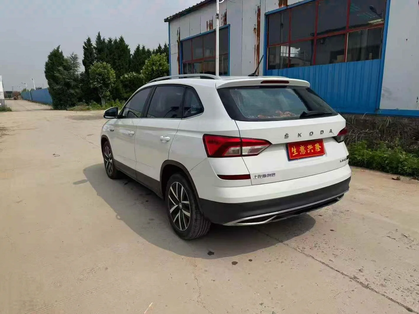 斯柯达柯米克 后面外观一