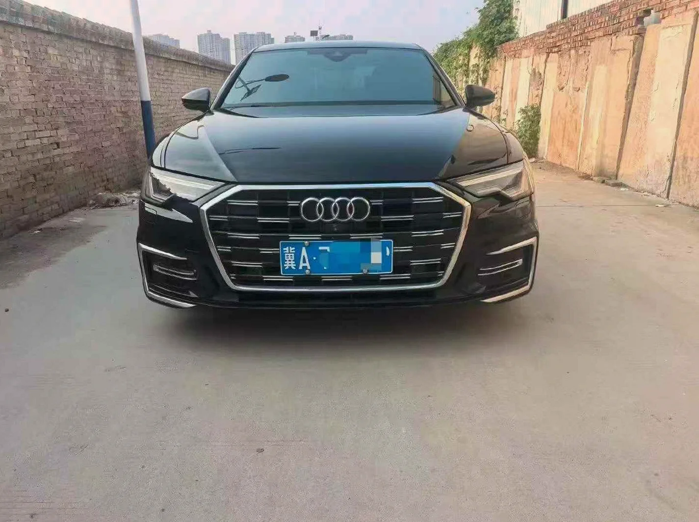 24年奥迪A6L 40TFSI豪华动感型