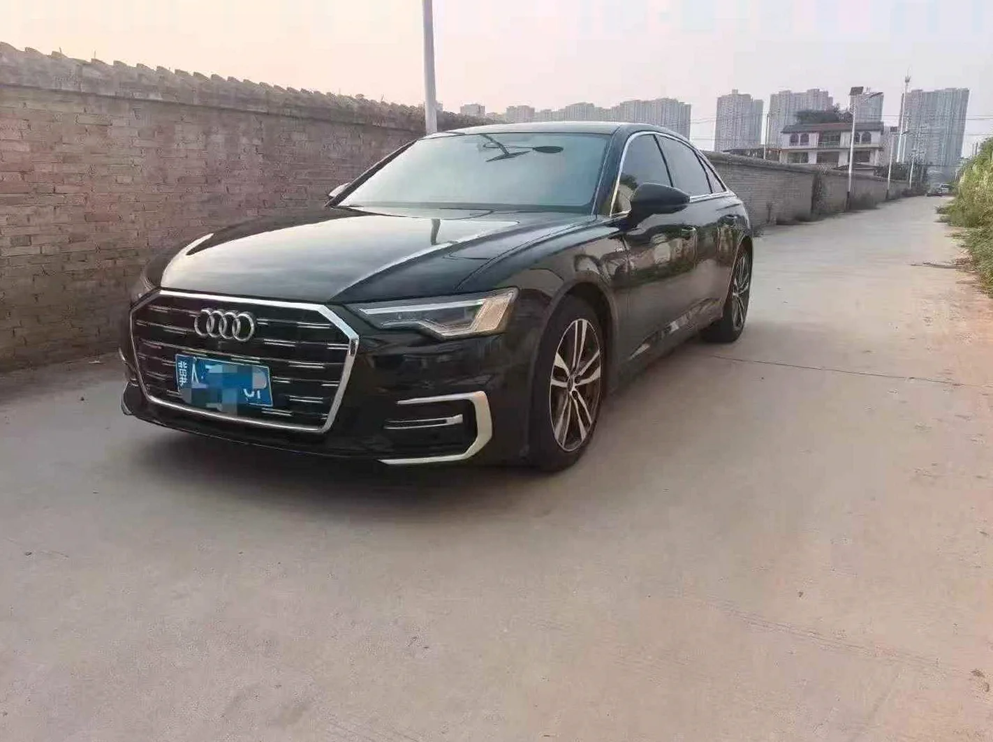 准24年奥迪A6L 40TFSI豪华动感型