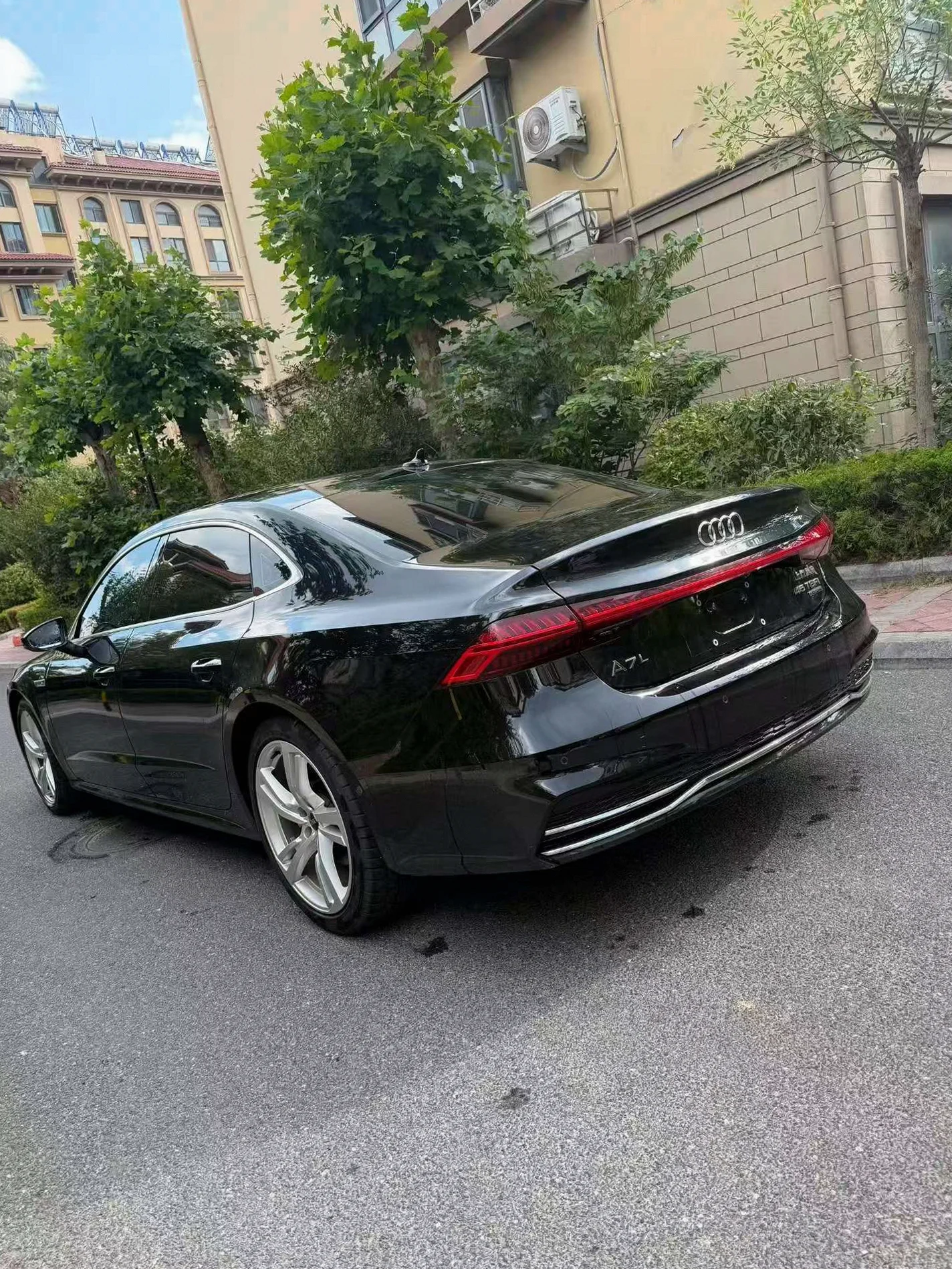 奥迪A7L 内饰后排