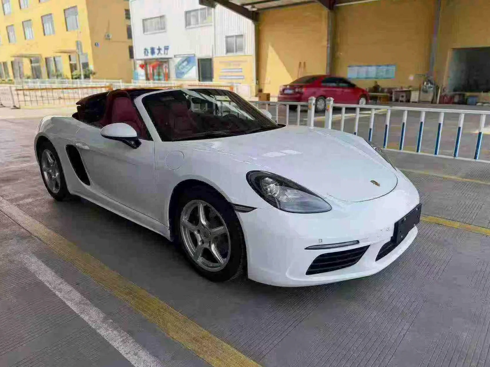 保时捷Boxster 正面外观二