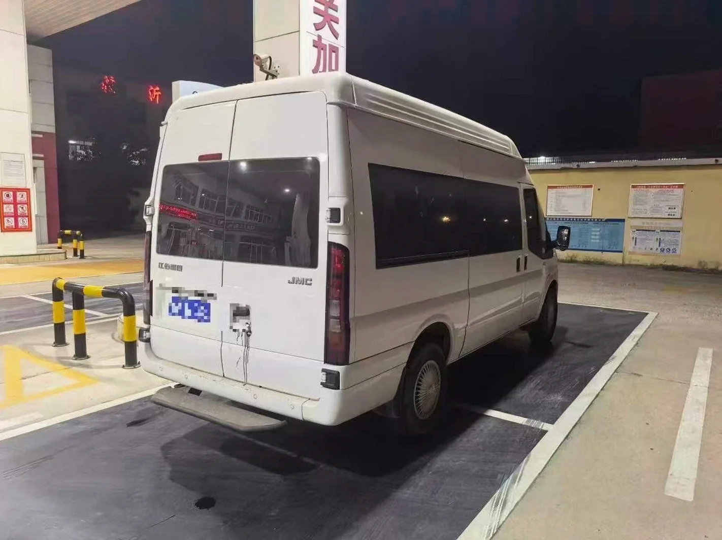 江铃福顺 驾驶室