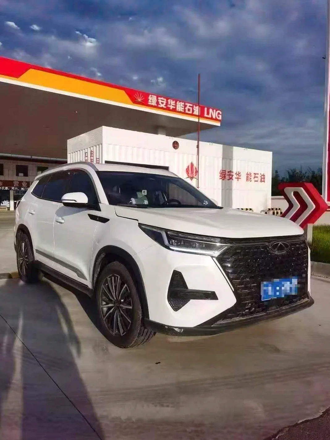 奇瑞瑞虎 后面外观一