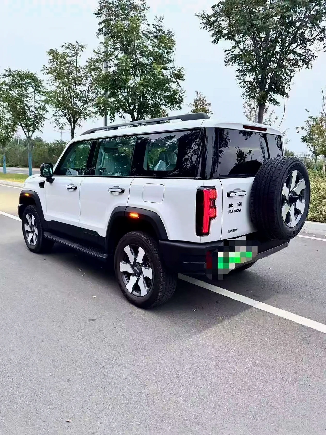 北京BJ40 驾驶室