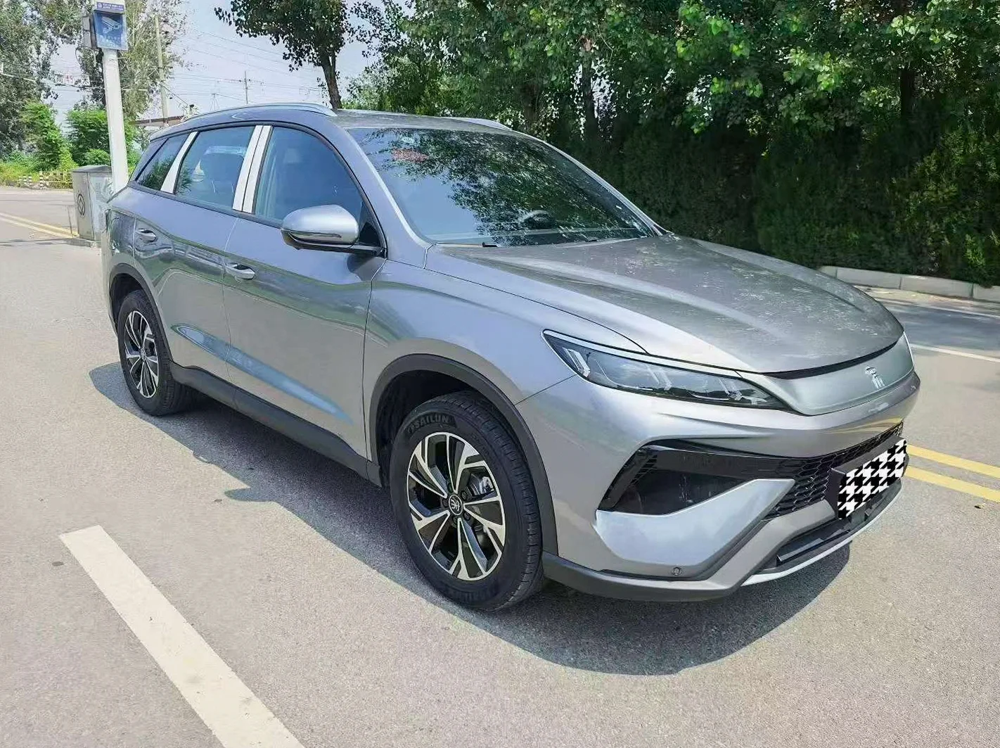 26年比亚迪宋PLUS混动增程新车