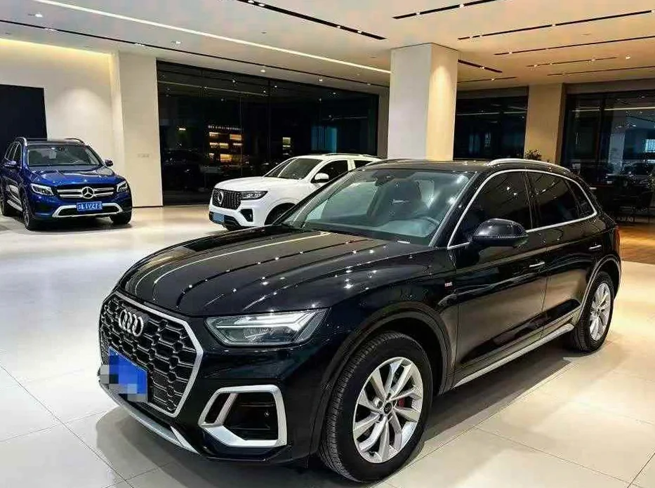 奥迪Q5 正面外观三