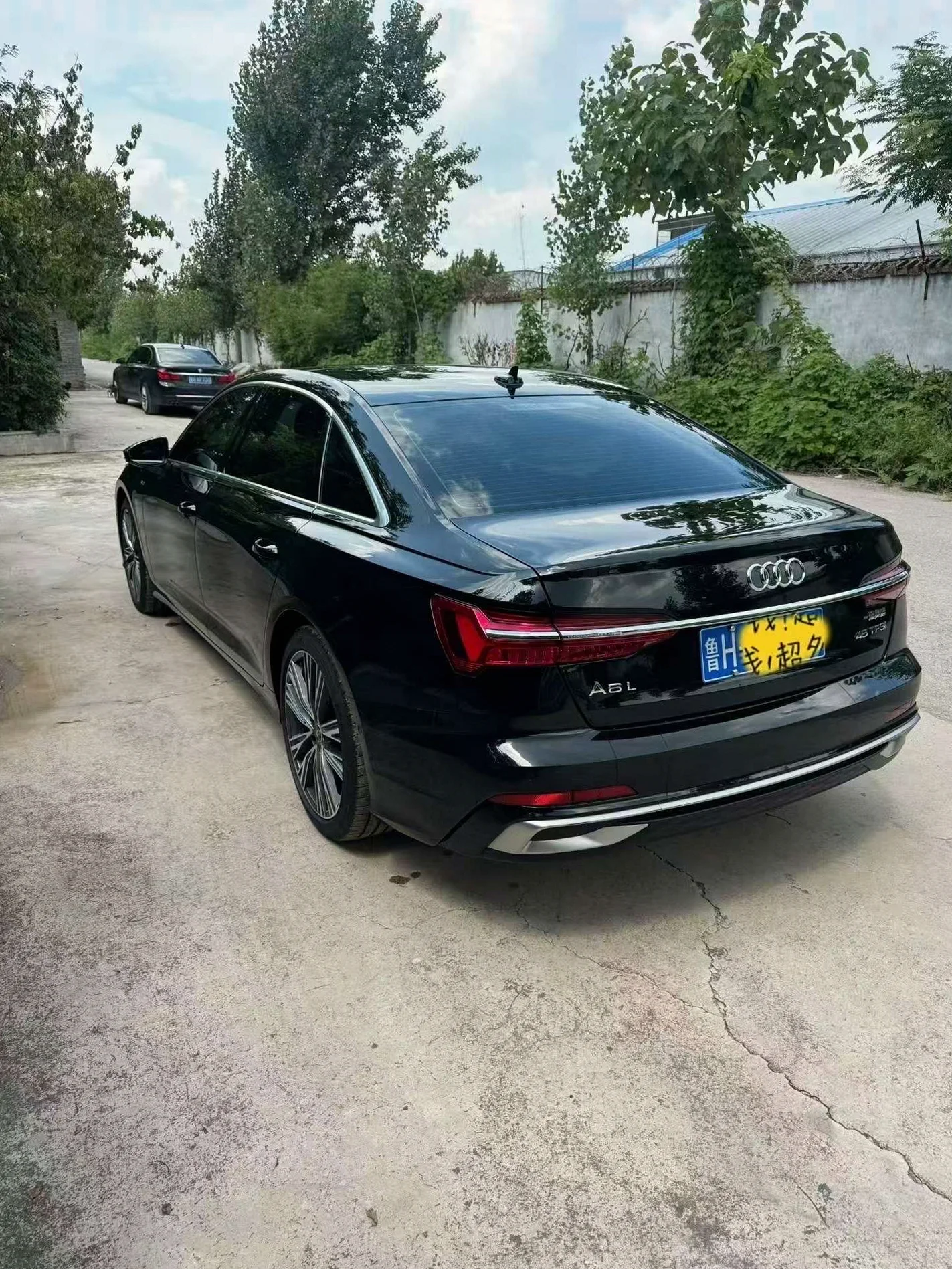 奥迪A6L 后面外观二