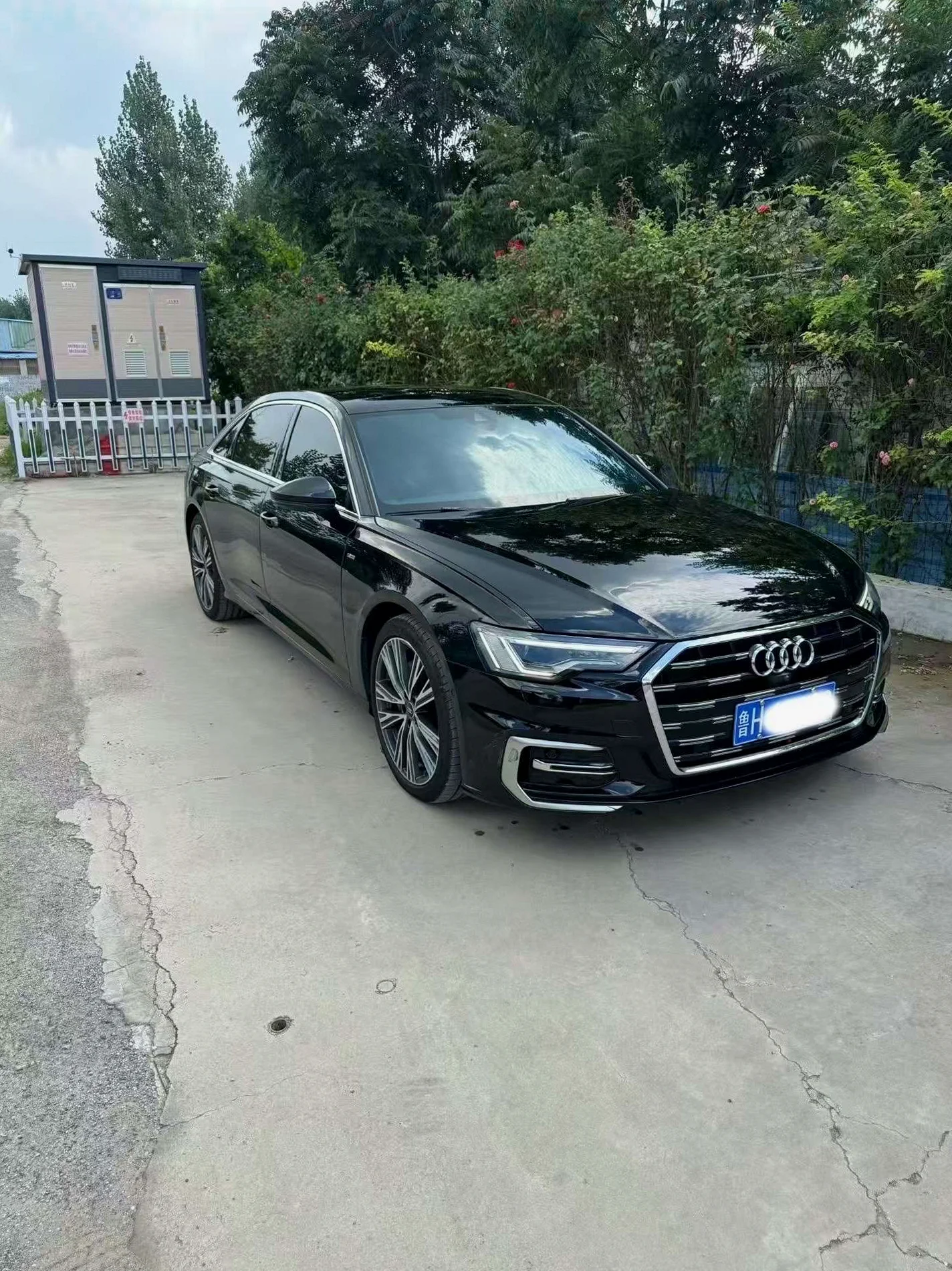 奥迪A6L 正面外观二