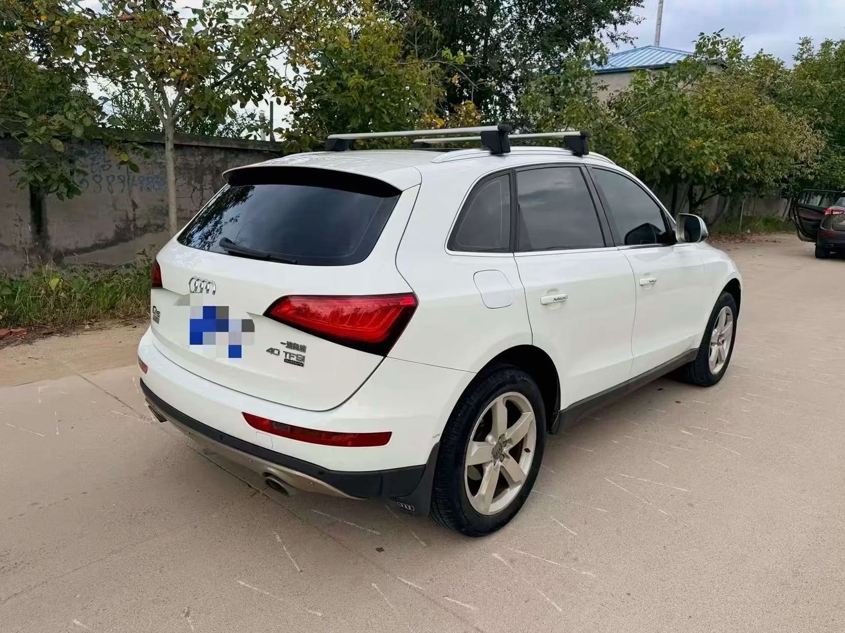 奥迪Q5 后面外观一