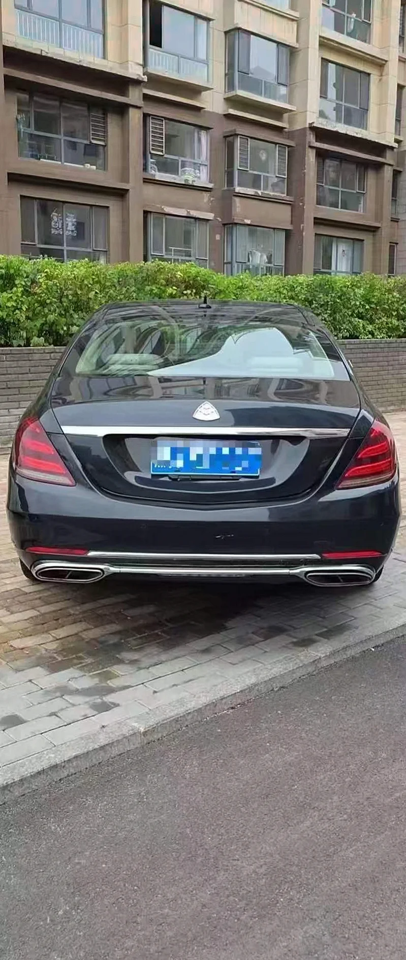 奔驰S级 正面外观三